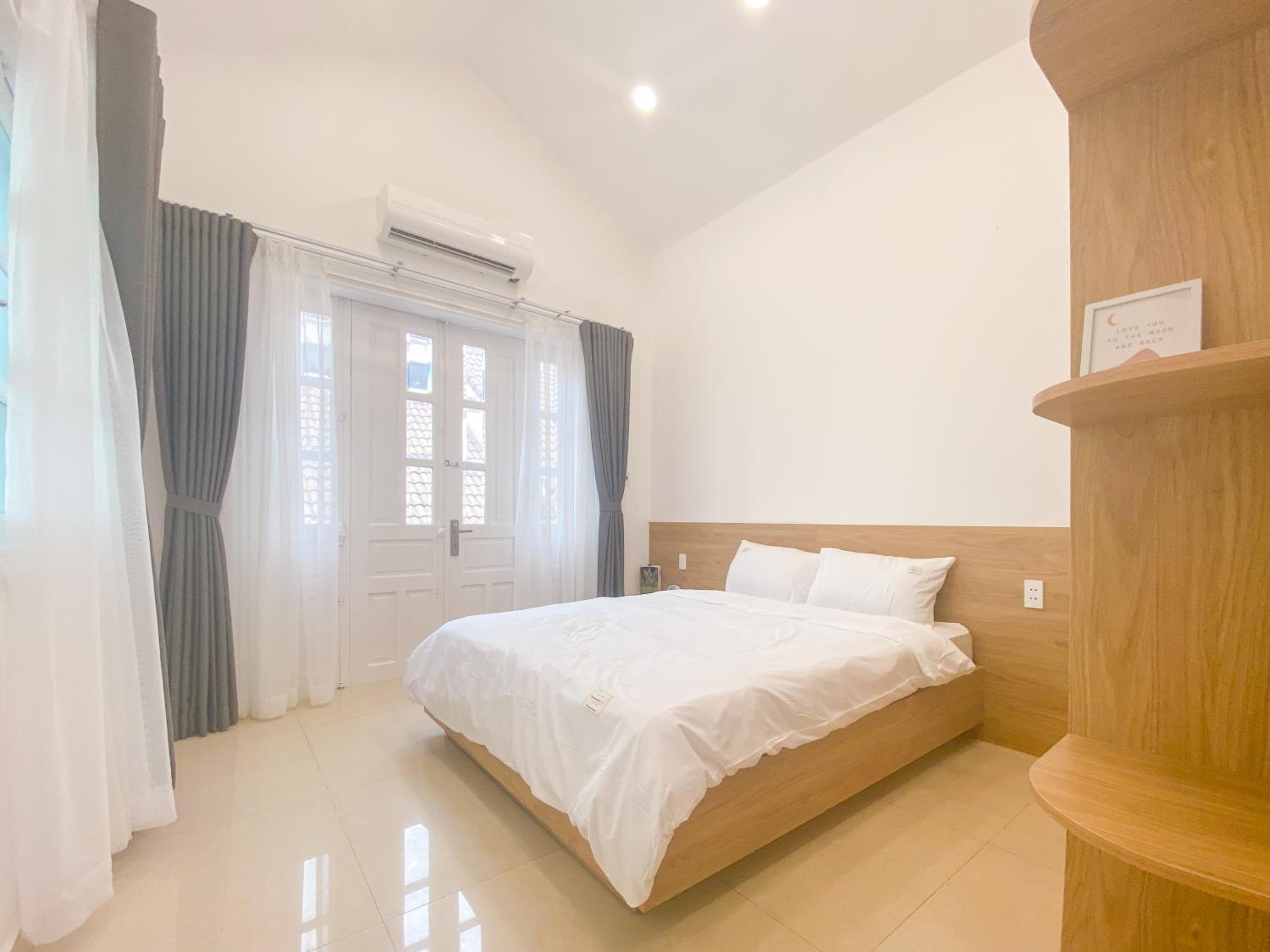 Zeus Living - Room in Villas An Phu