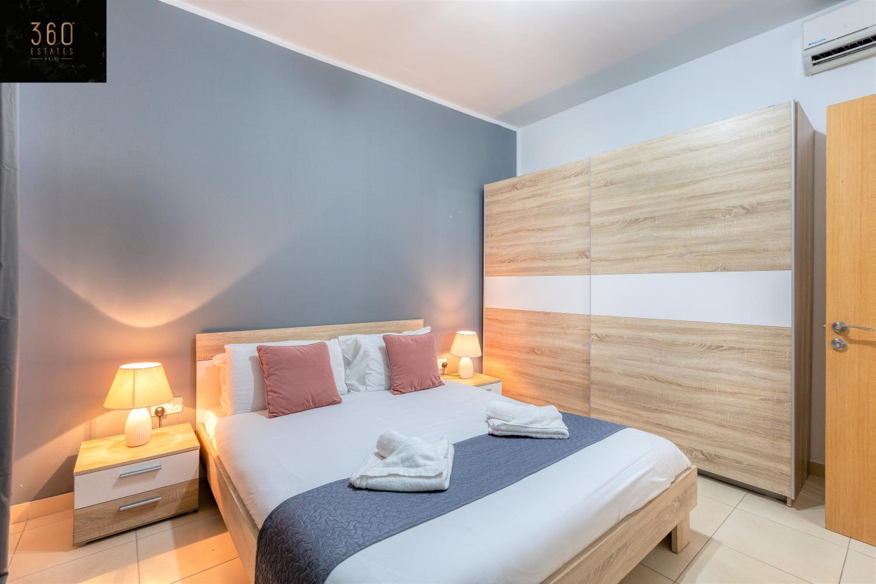 Meridian Suites - Stylish homes in St Julians next to Spinola photo 3