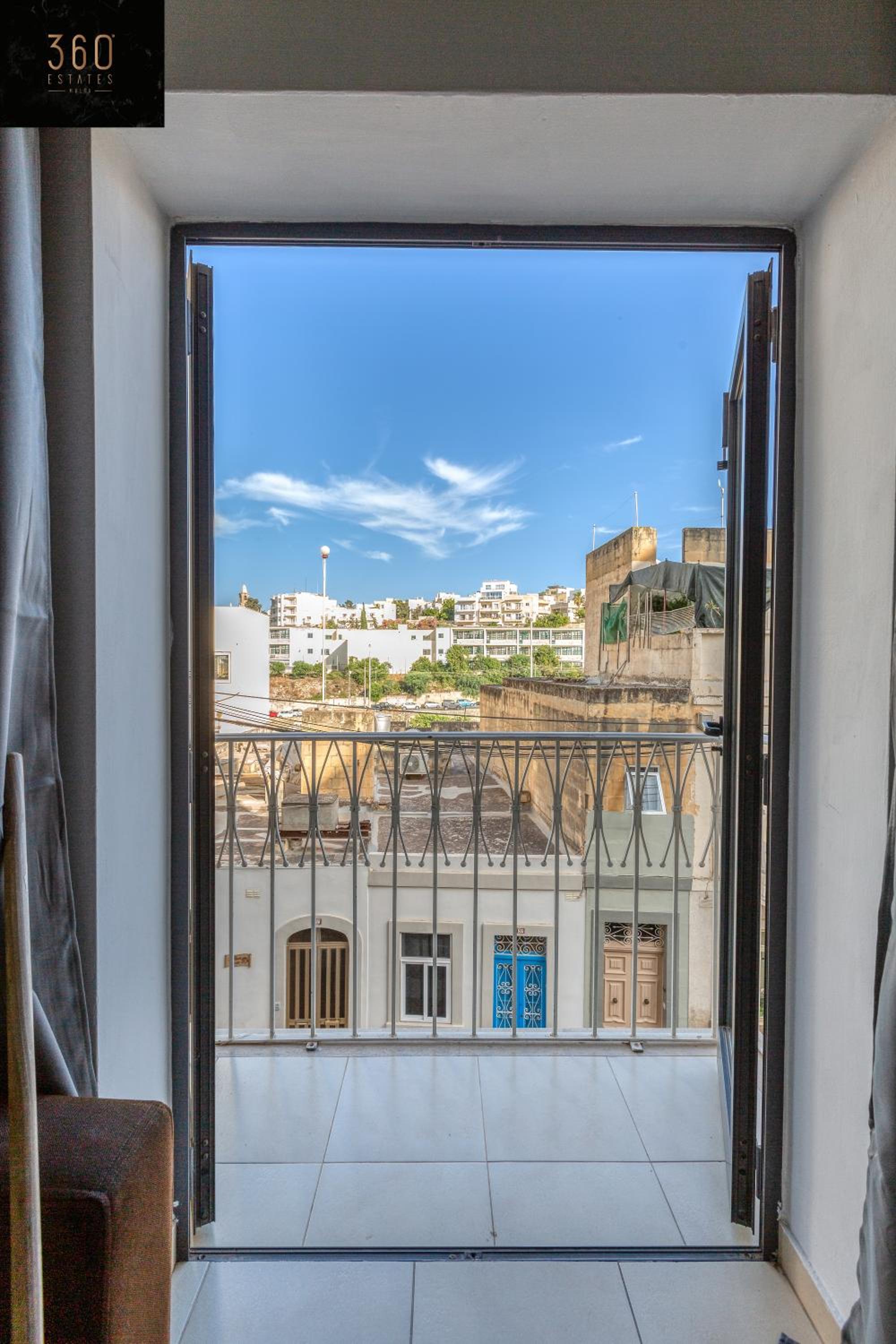 Meridian Suites - Stylish homes in St Julians next to Spinola photo 2