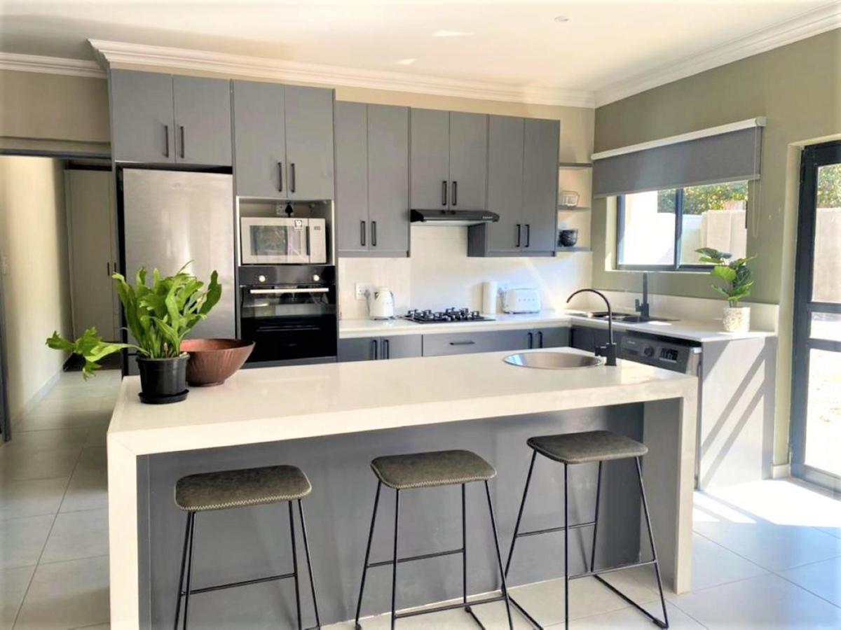 Lovely 3 bed all en-suite in Malindela - 2118 view 2
