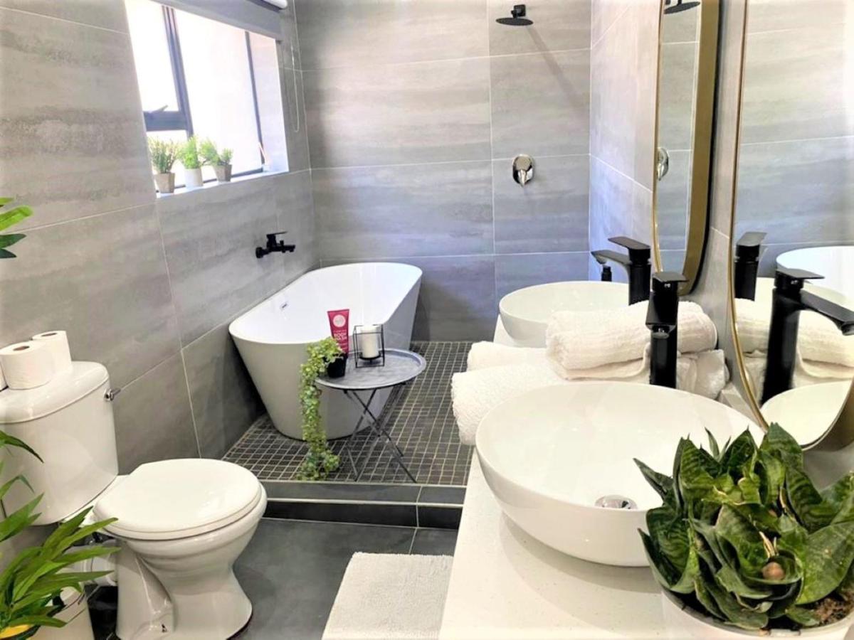 Lovely 3 bed all en-suite in Malindela - 2118 view 4