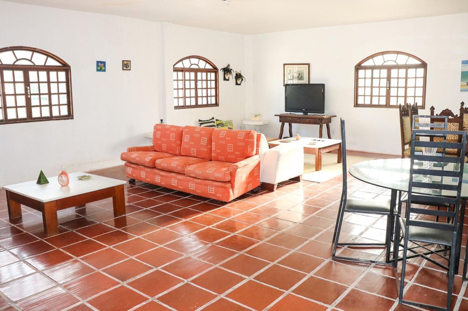 Casa Ampla Cabo Frio - Ogiva - Piscina Privativa, Churrasqueira e Linda Vista
