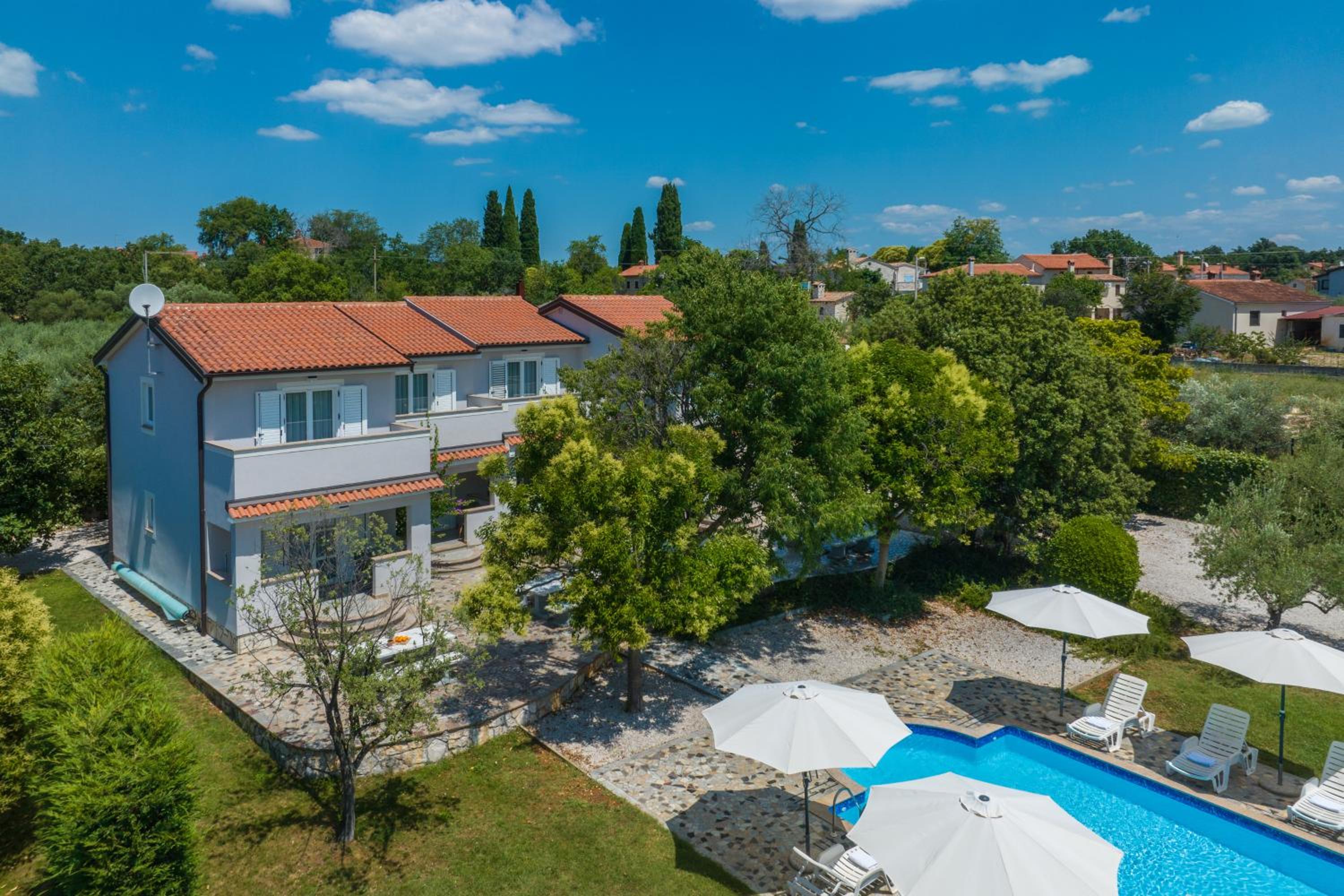 Hotel Apartments Grota - Image 1