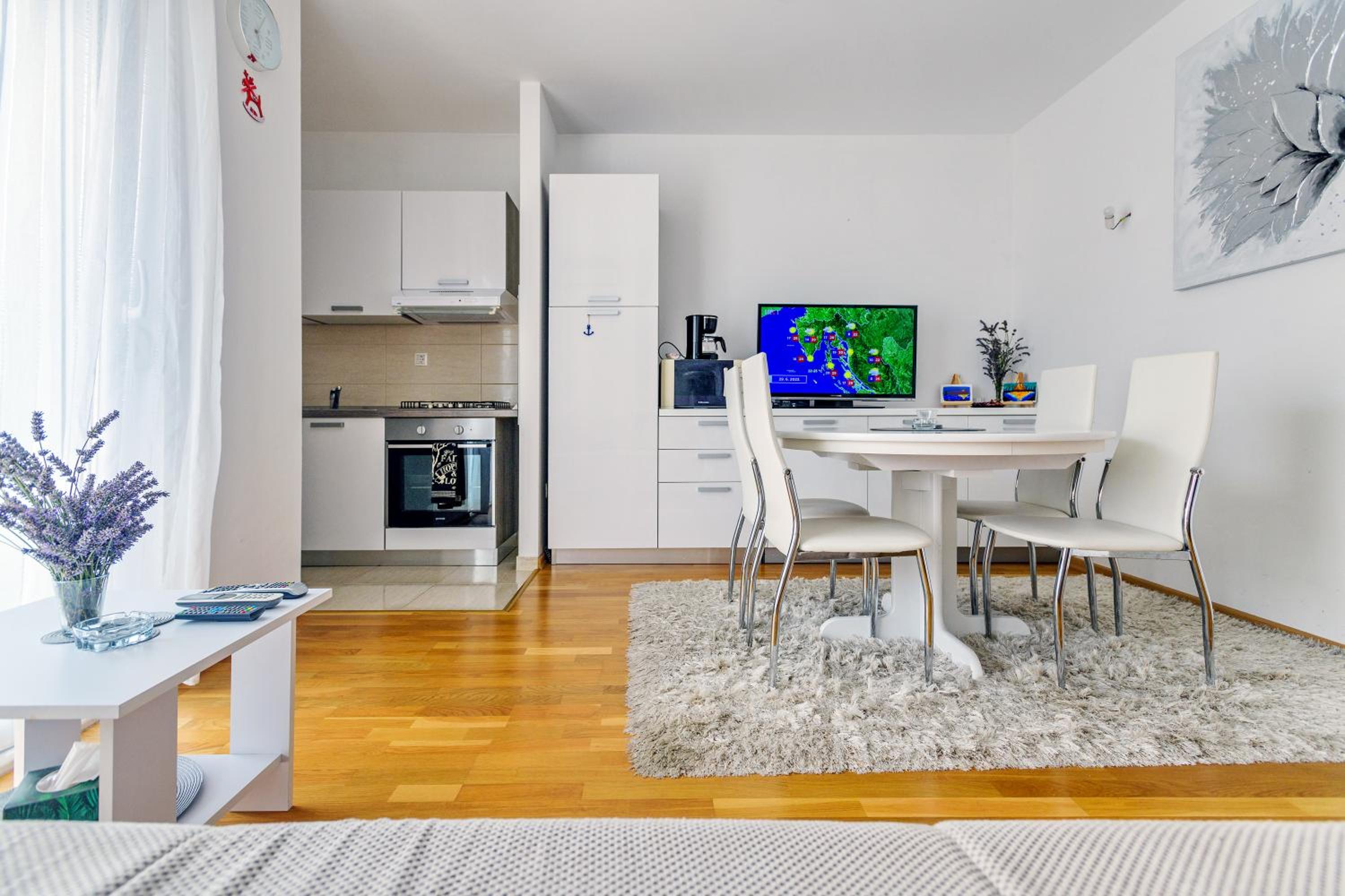 Modern apartment in peaceful area - Zadar view 2