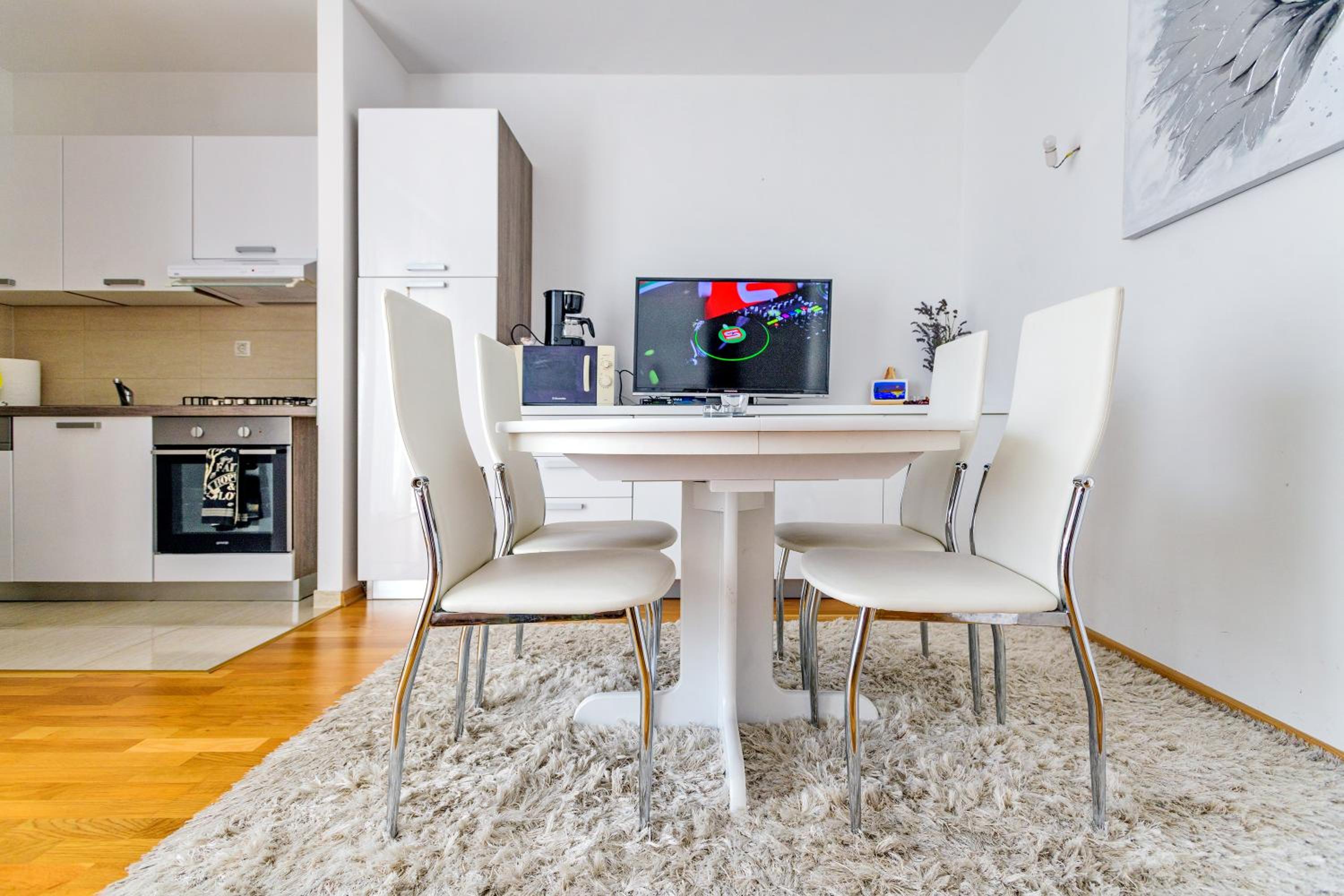 Modern apartment in peaceful area - Zadar view 5