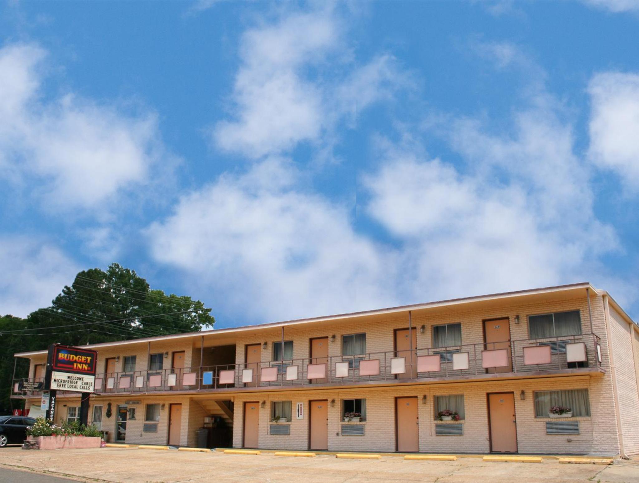 Ruston Vacations - Budget Inn Jonesboro - Property Image 1
