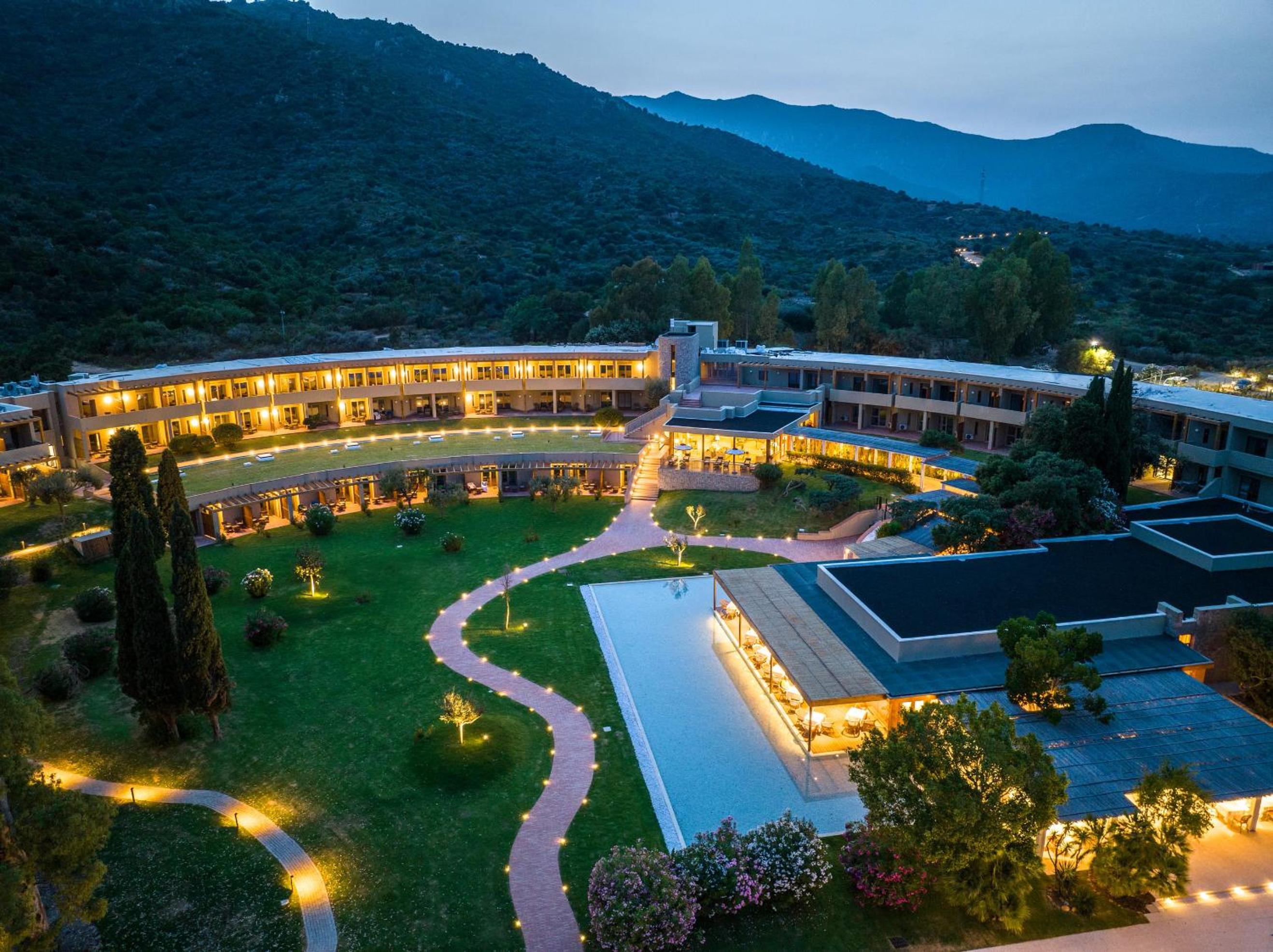 Hotel Is Molas Resort - Image 1