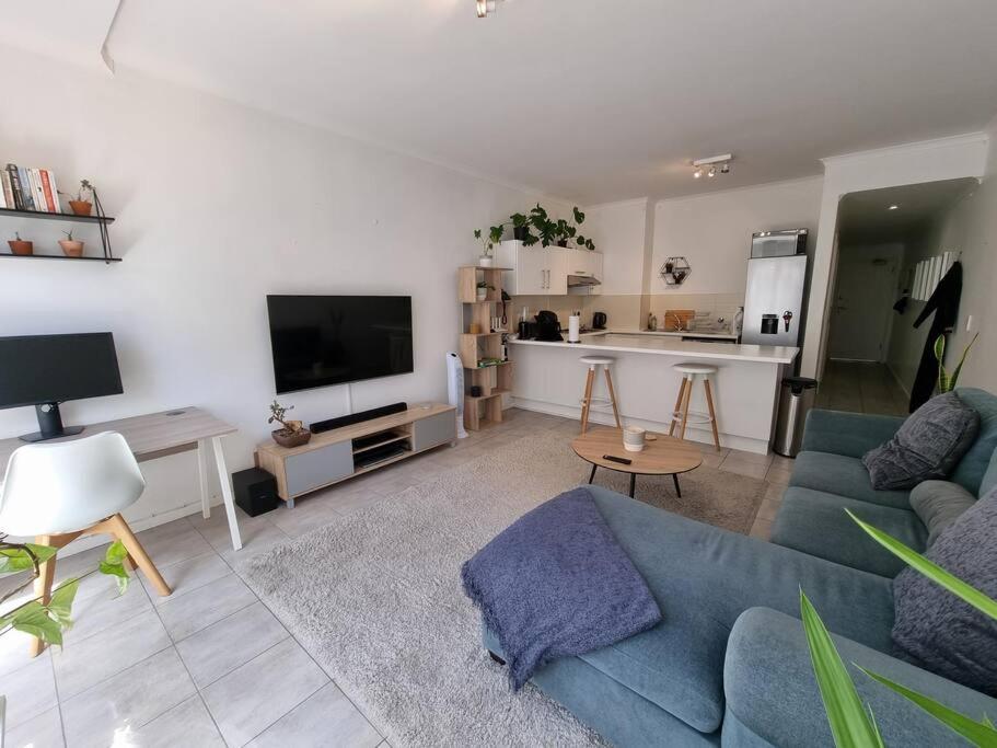 Beachfront Apartment on Muizenberg Surfers Corner