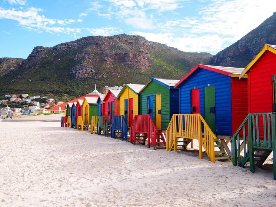 Beachfront Apartment on Muizenberg Surfers Corner
