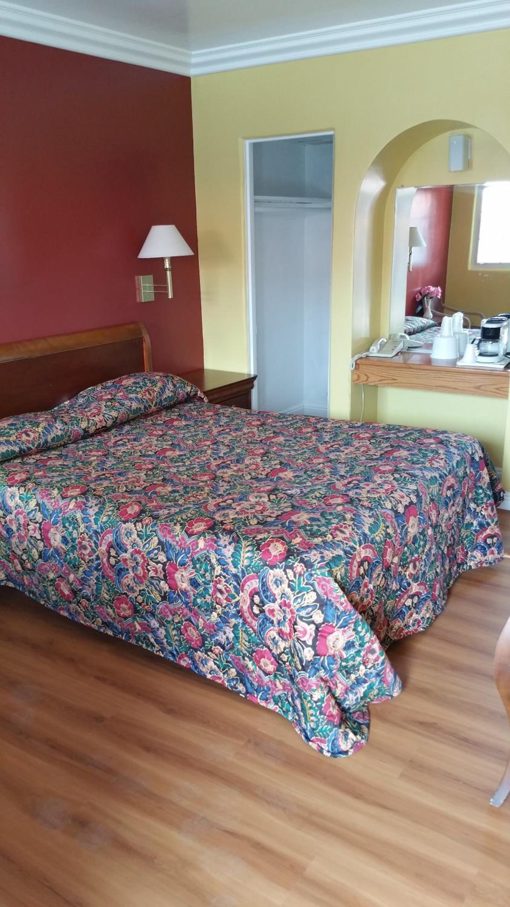 Slumber Motel view 3