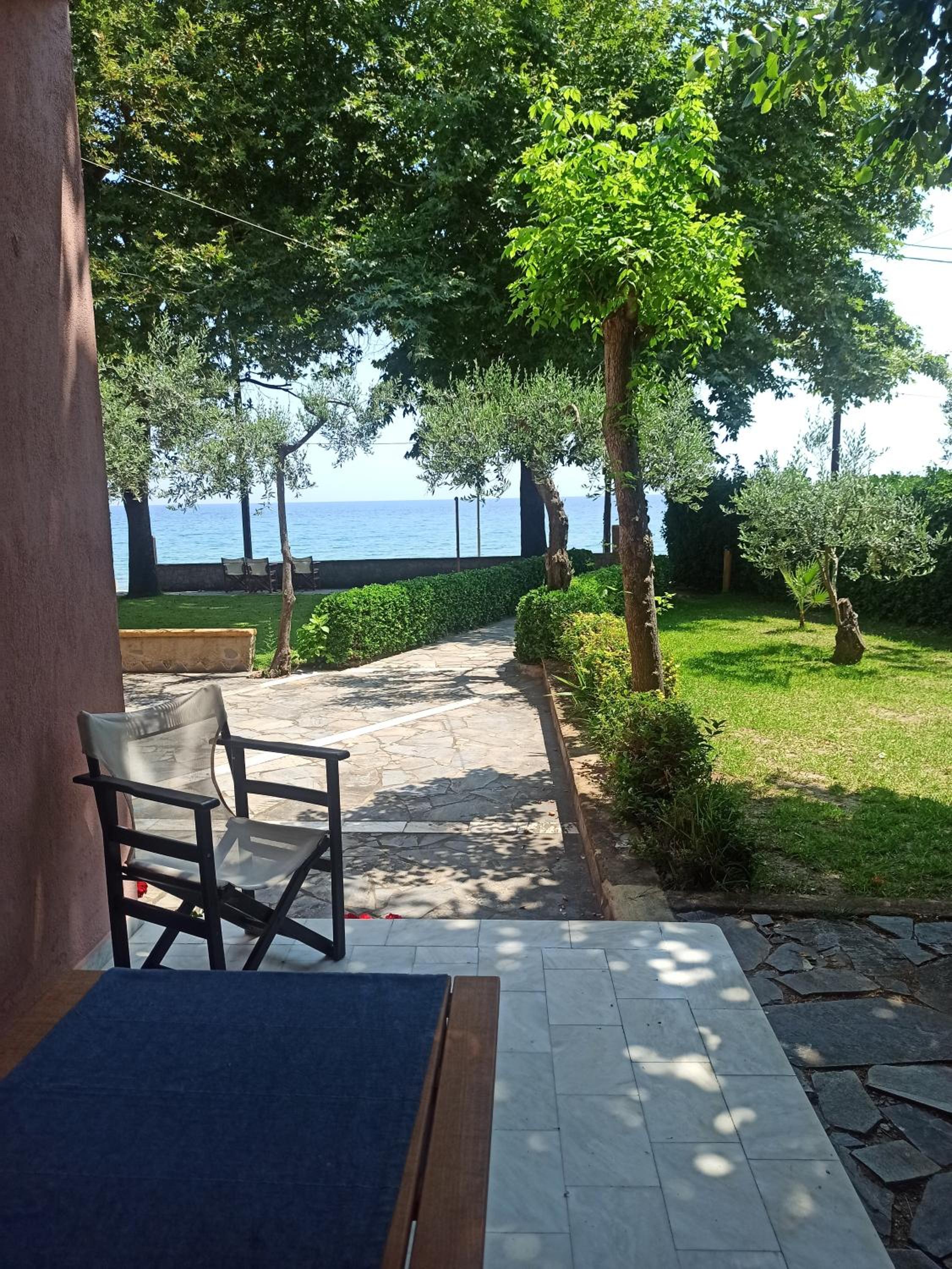 Paparizou Apartments view 5