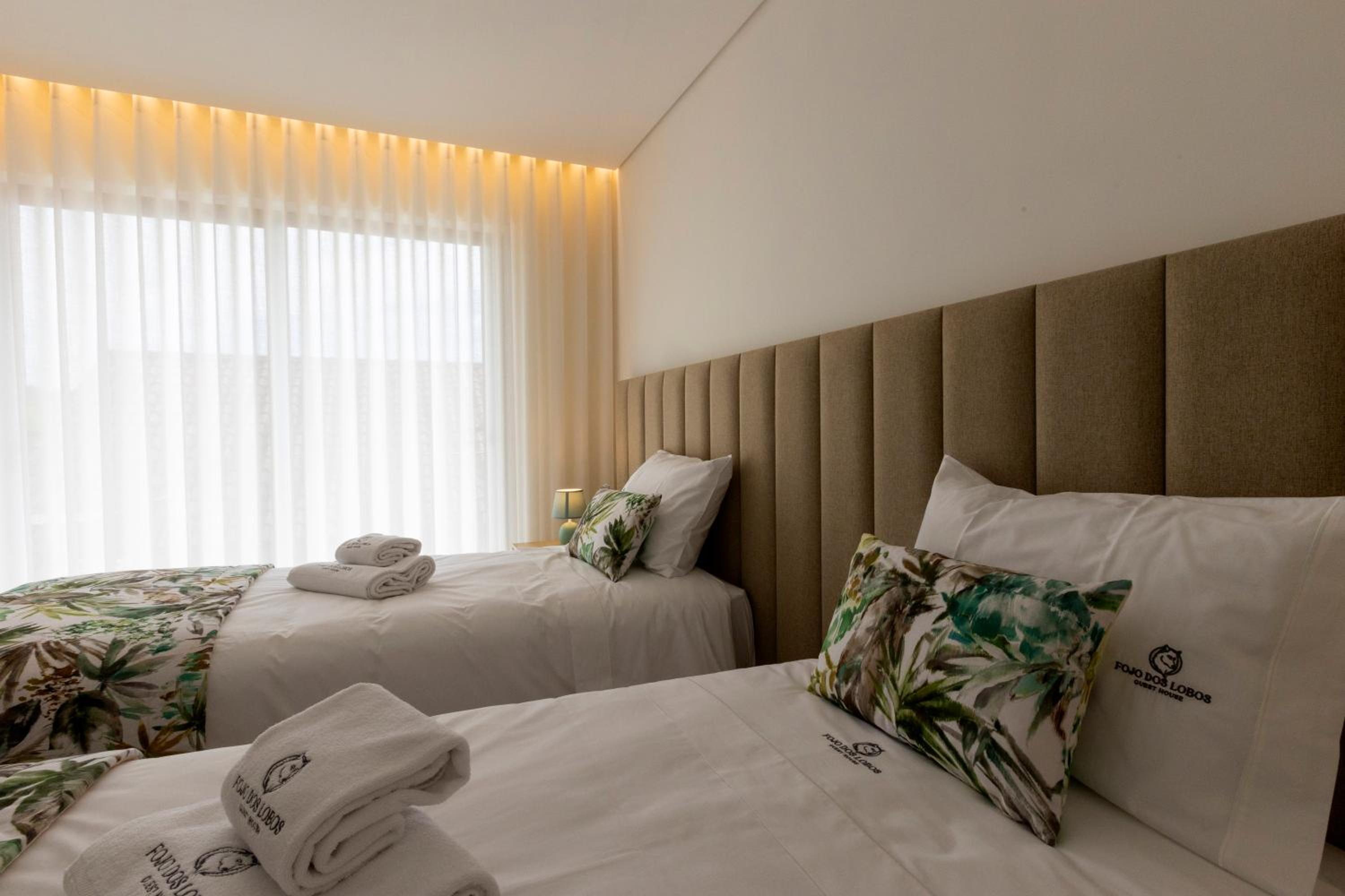 Guest House Fojo dos Lobos