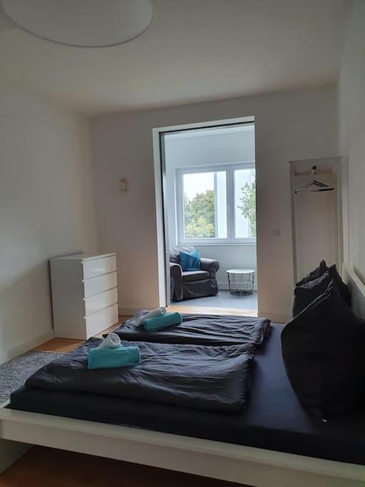 2.OG/Altbau-Wohnung top-saniert/4-Zimmer/Weststadt