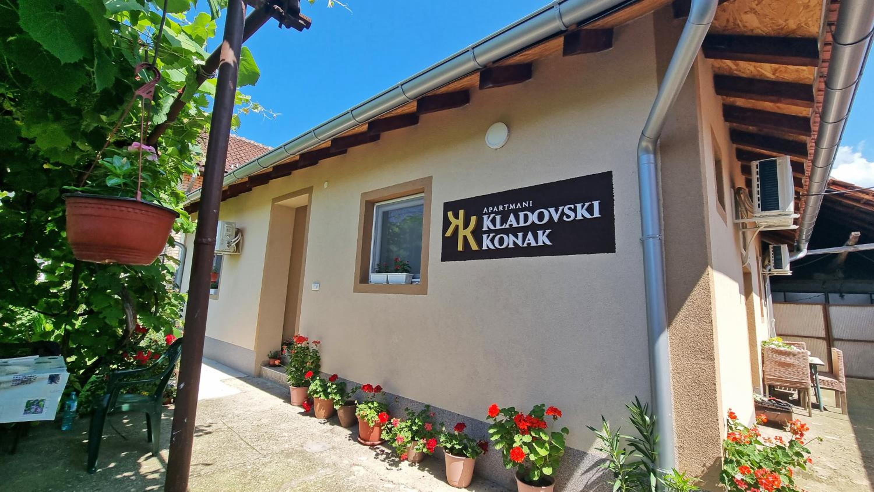 Apartmani - Kladovski Konak view 3