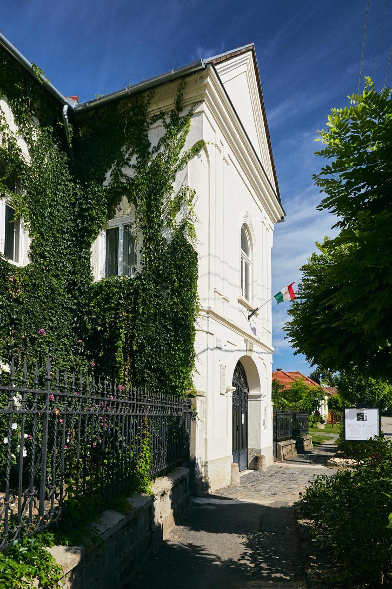 Photo 26