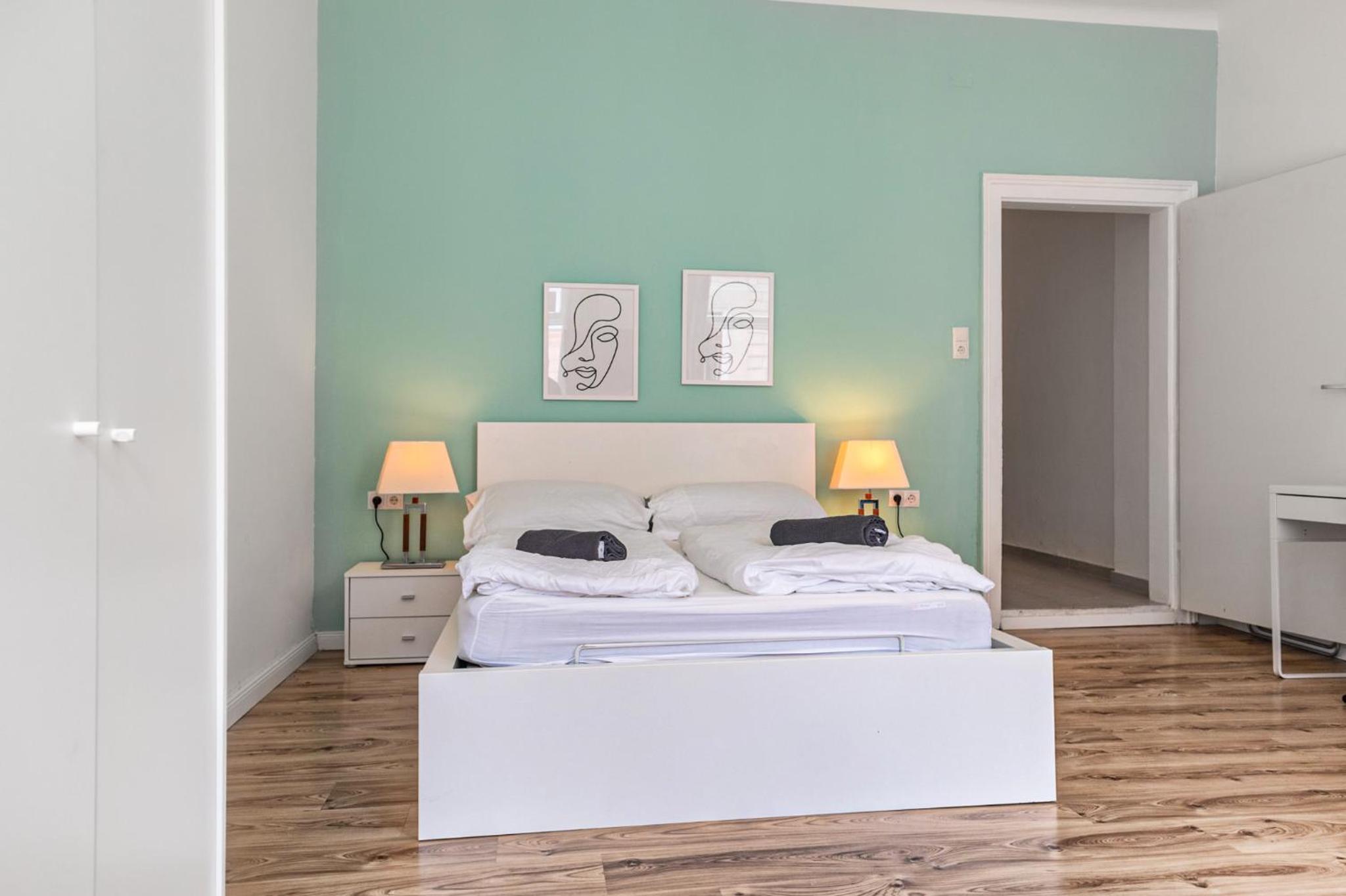 Charming 1BR Viennese Gem - Perfect Starting Point