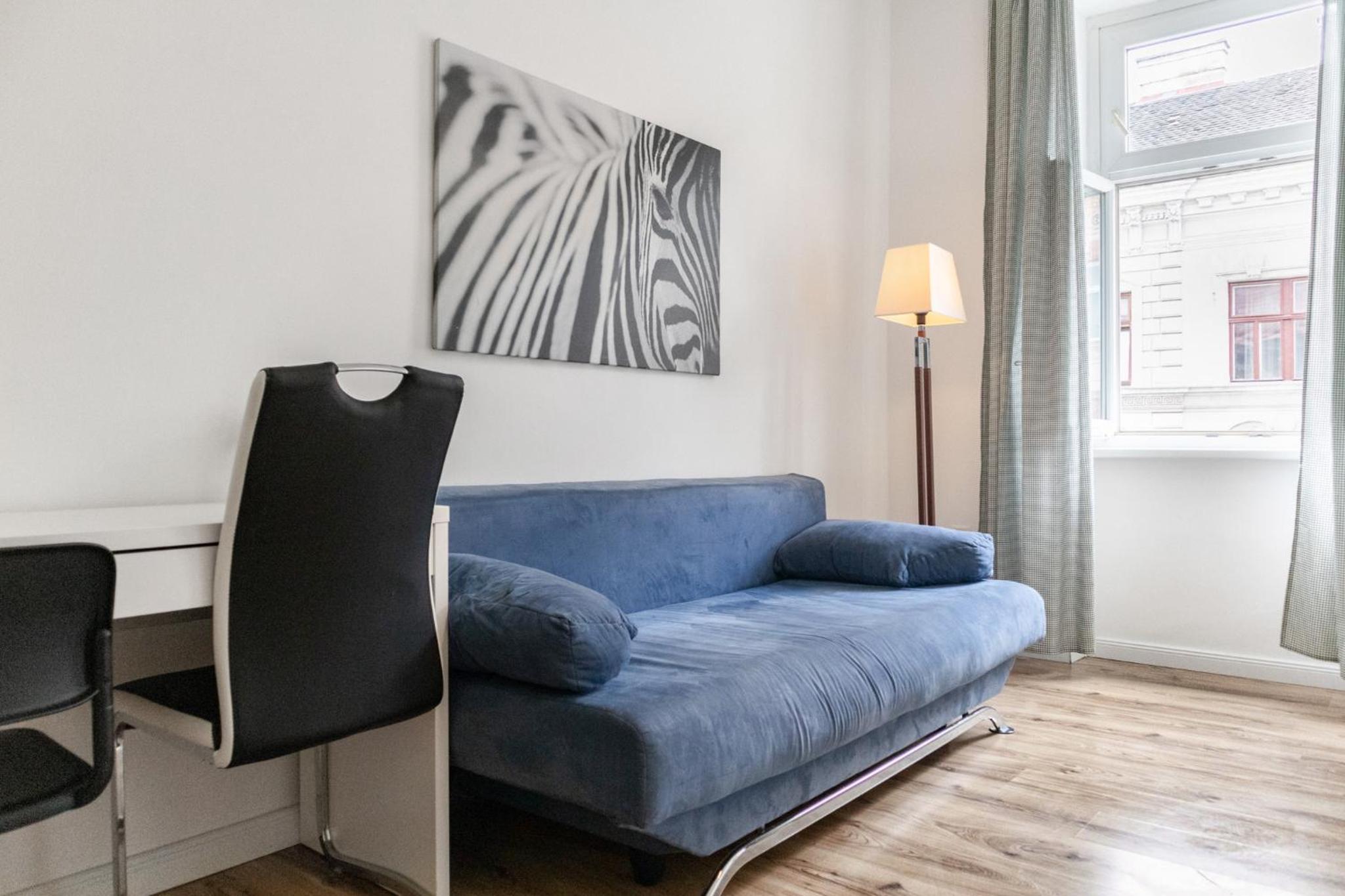 Charming 1BR Viennese Gem - Perfect Starting Point