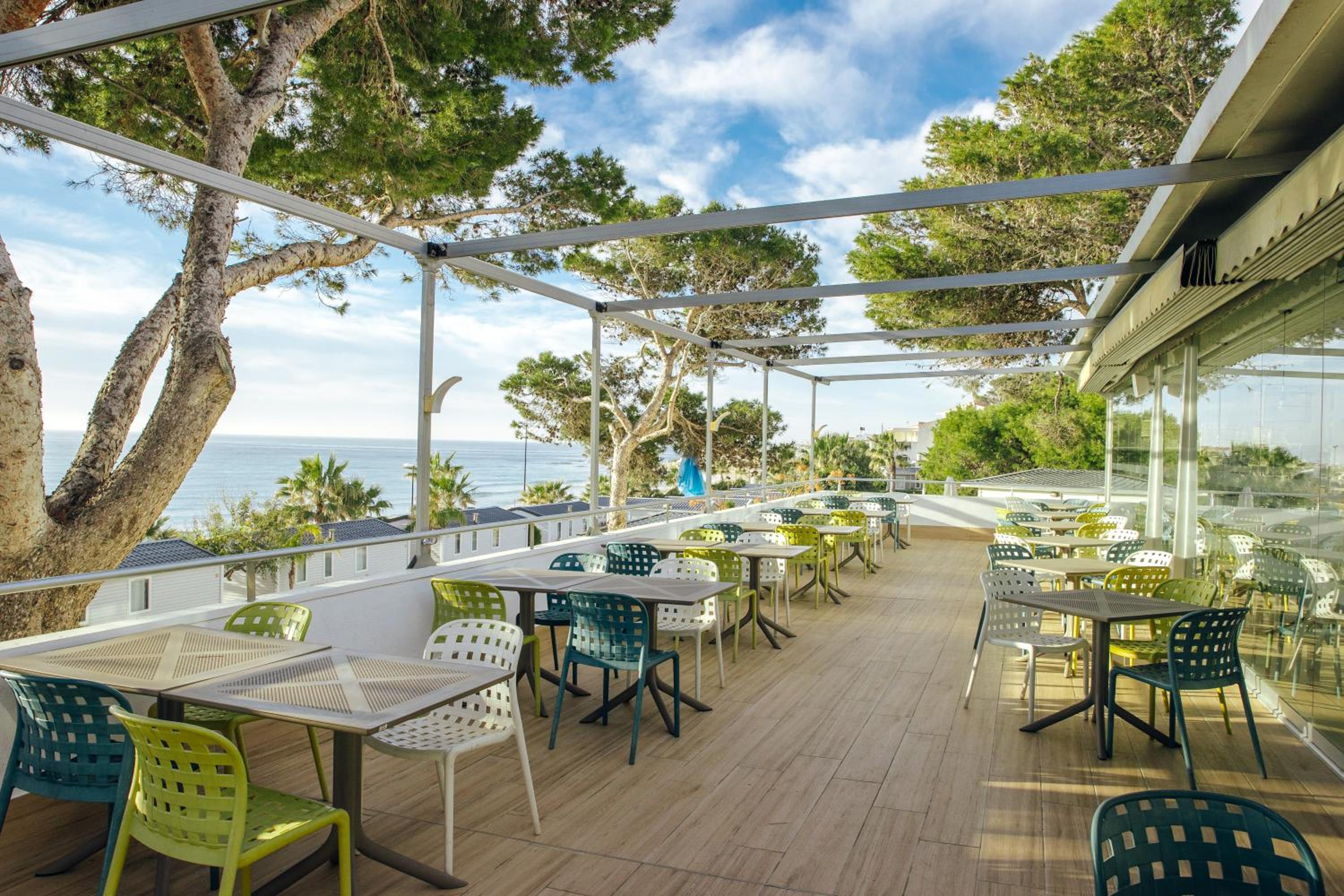 Alannia Costa Dorada