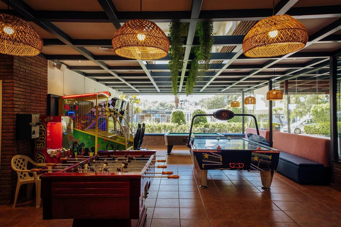 activities & amenities