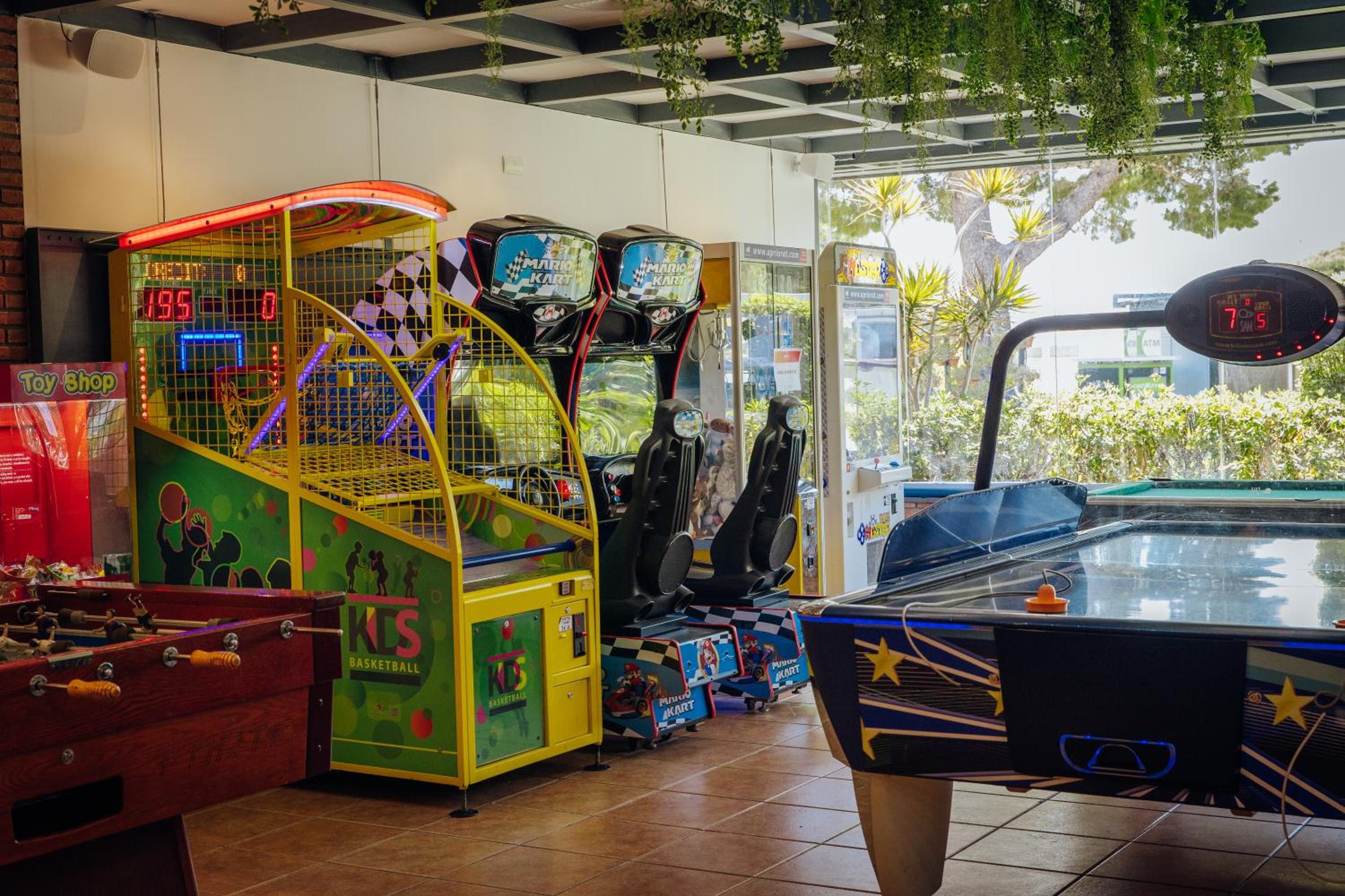 activities & amenities