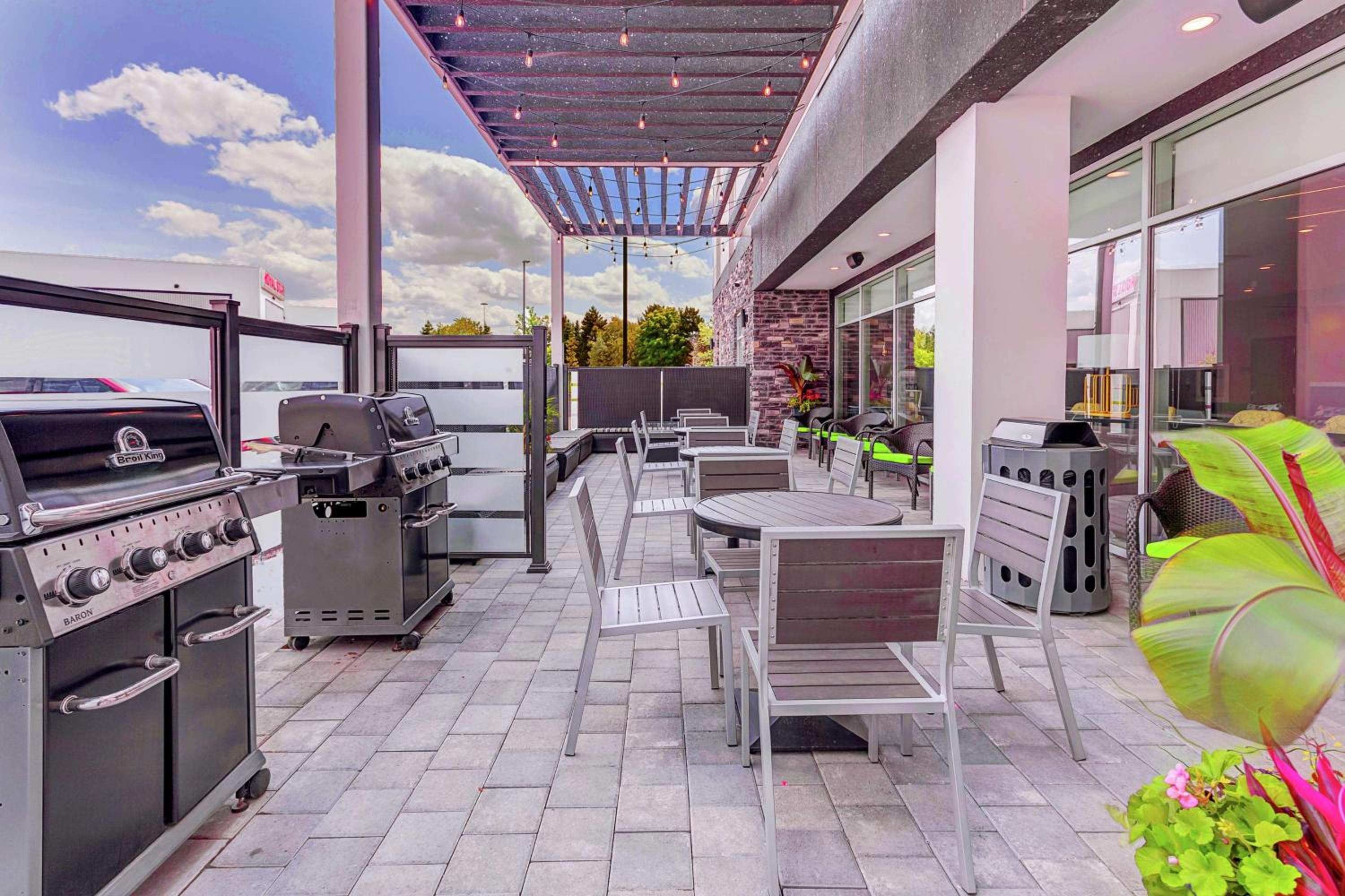 Home2 Suites By Hilton Toronto/Brampton, On - Property Image 4