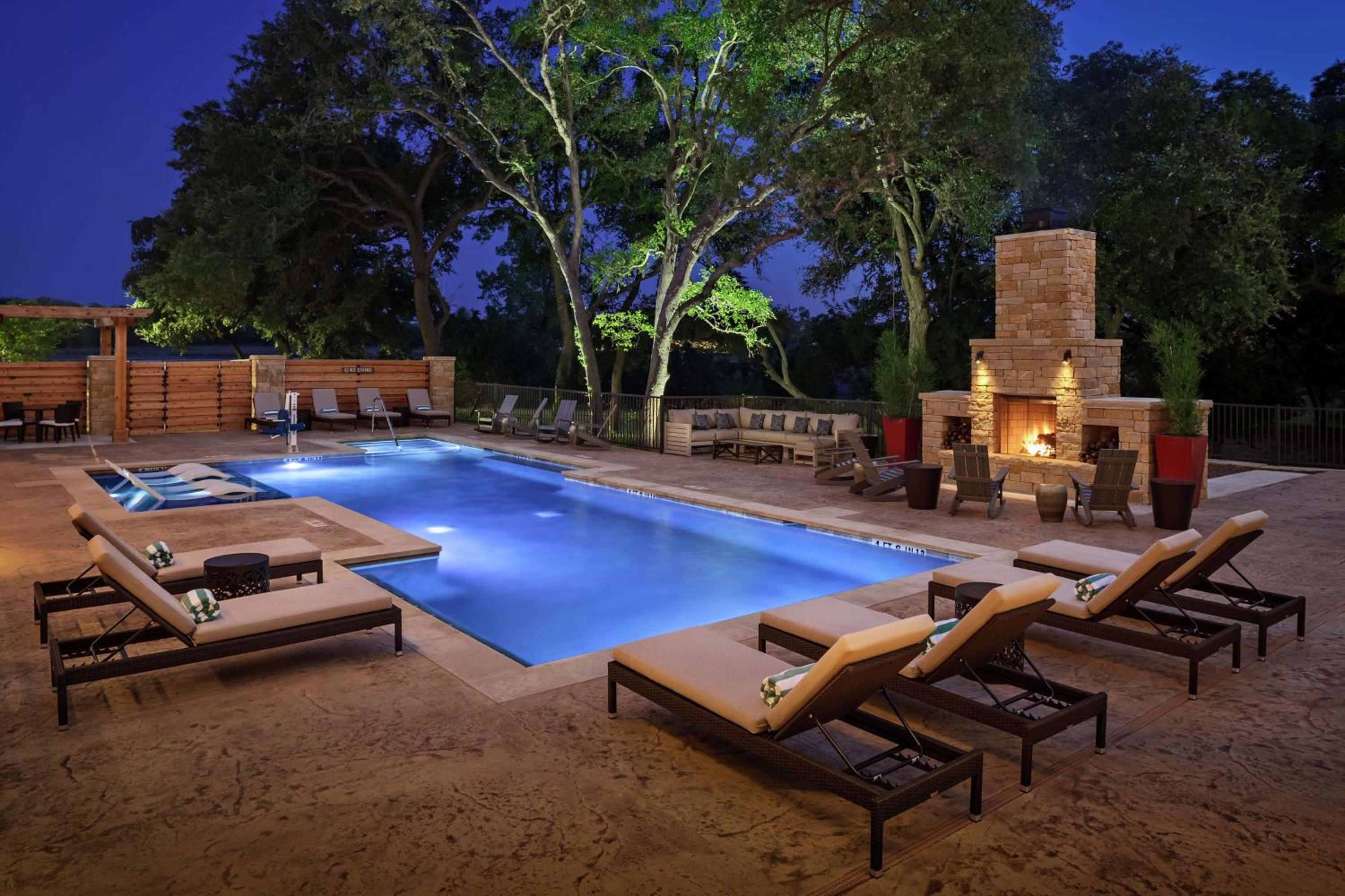San Antonio Vacations - The Bevy Hotel Boerne, A Doubletree By Hilton - Property Image 5