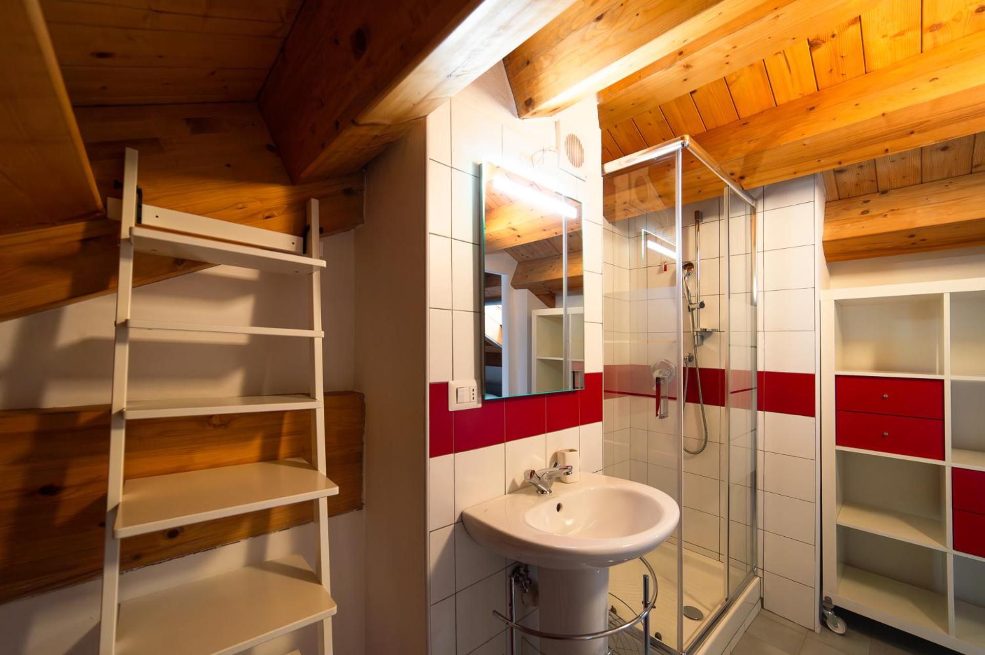 Hbhall Residenze Darsena