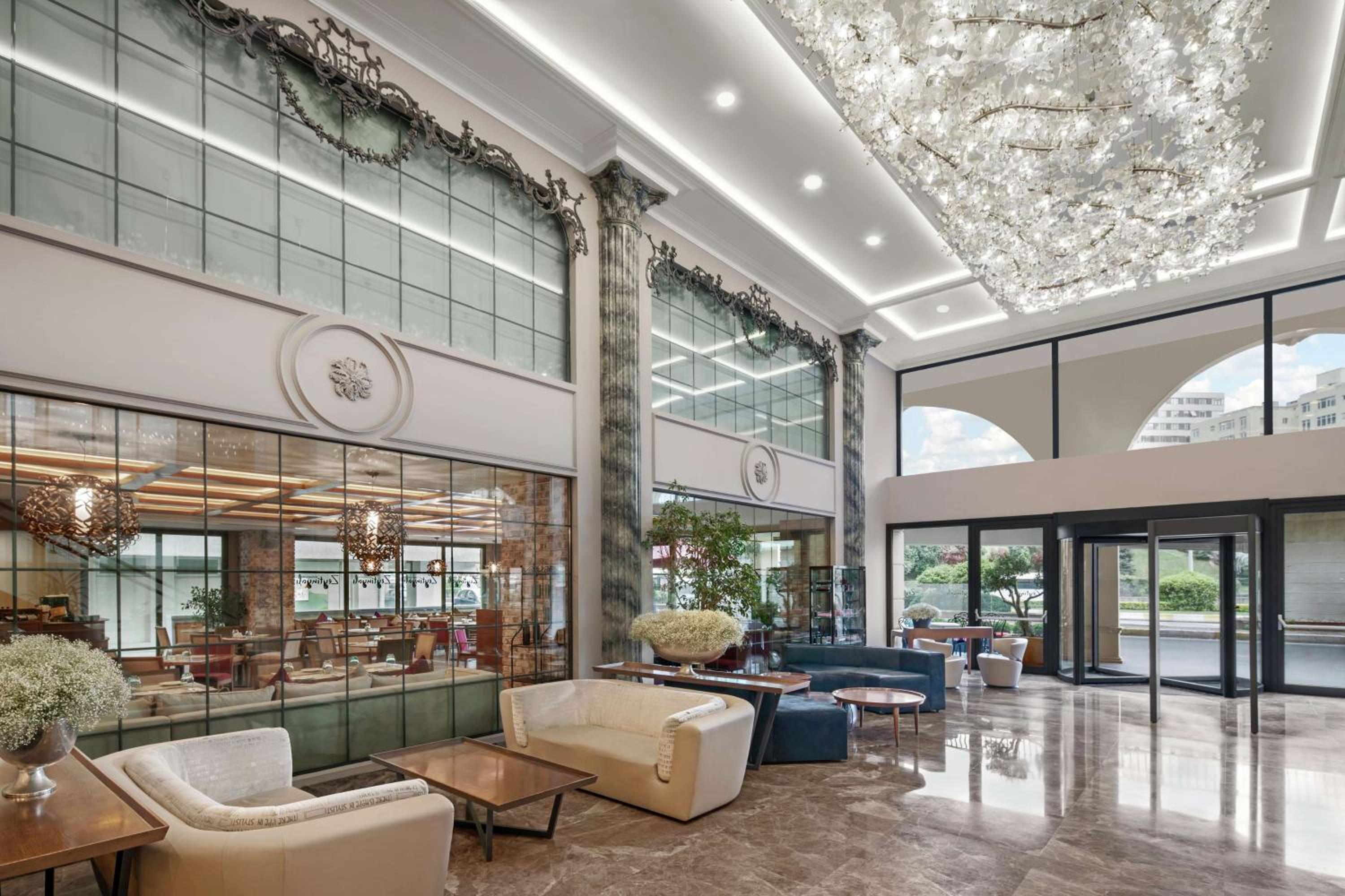 DoubleTree by Hilton İstanbul Esentepe - Image 38