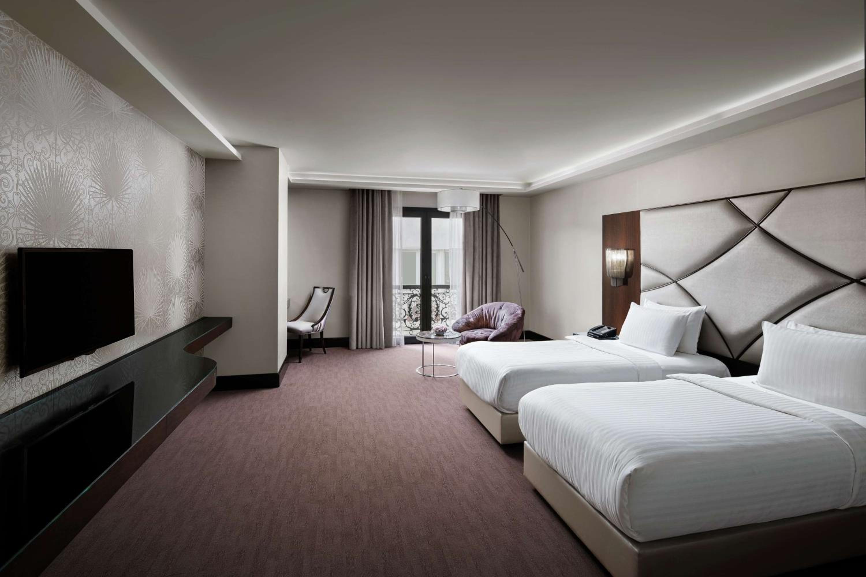 DoubleTree by Hilton İstanbul Esentepe - Image 16