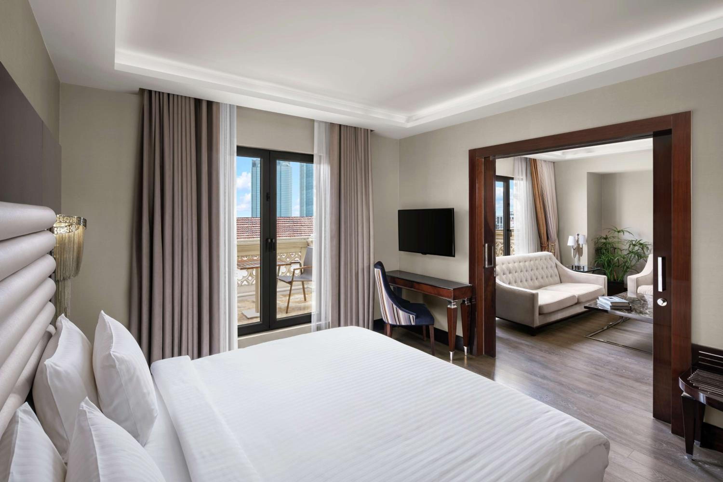 DoubleTree by Hilton İstanbul Esentepe - Image 21