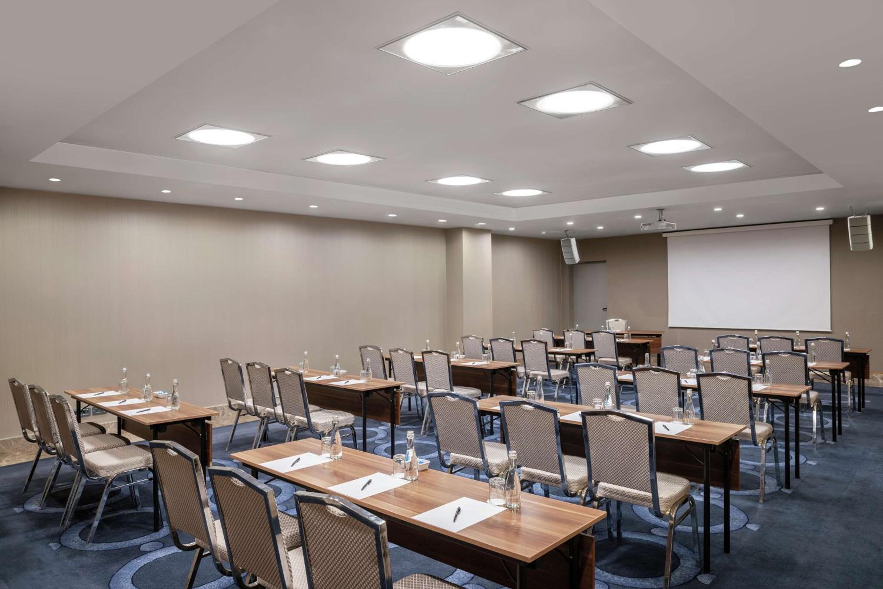 DoubleTree by Hilton İstanbul Esentepe - Image 46