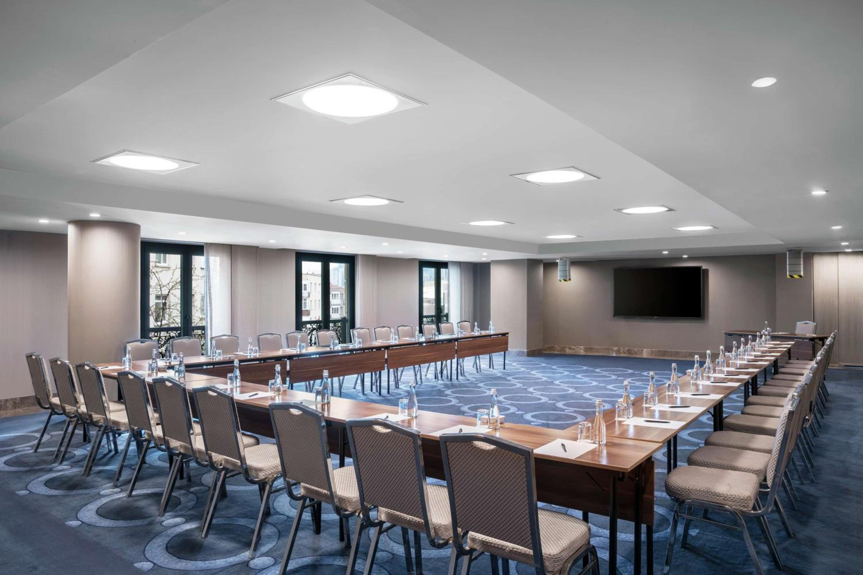 DoubleTree by Hilton İstanbul Esentepe - Image 71