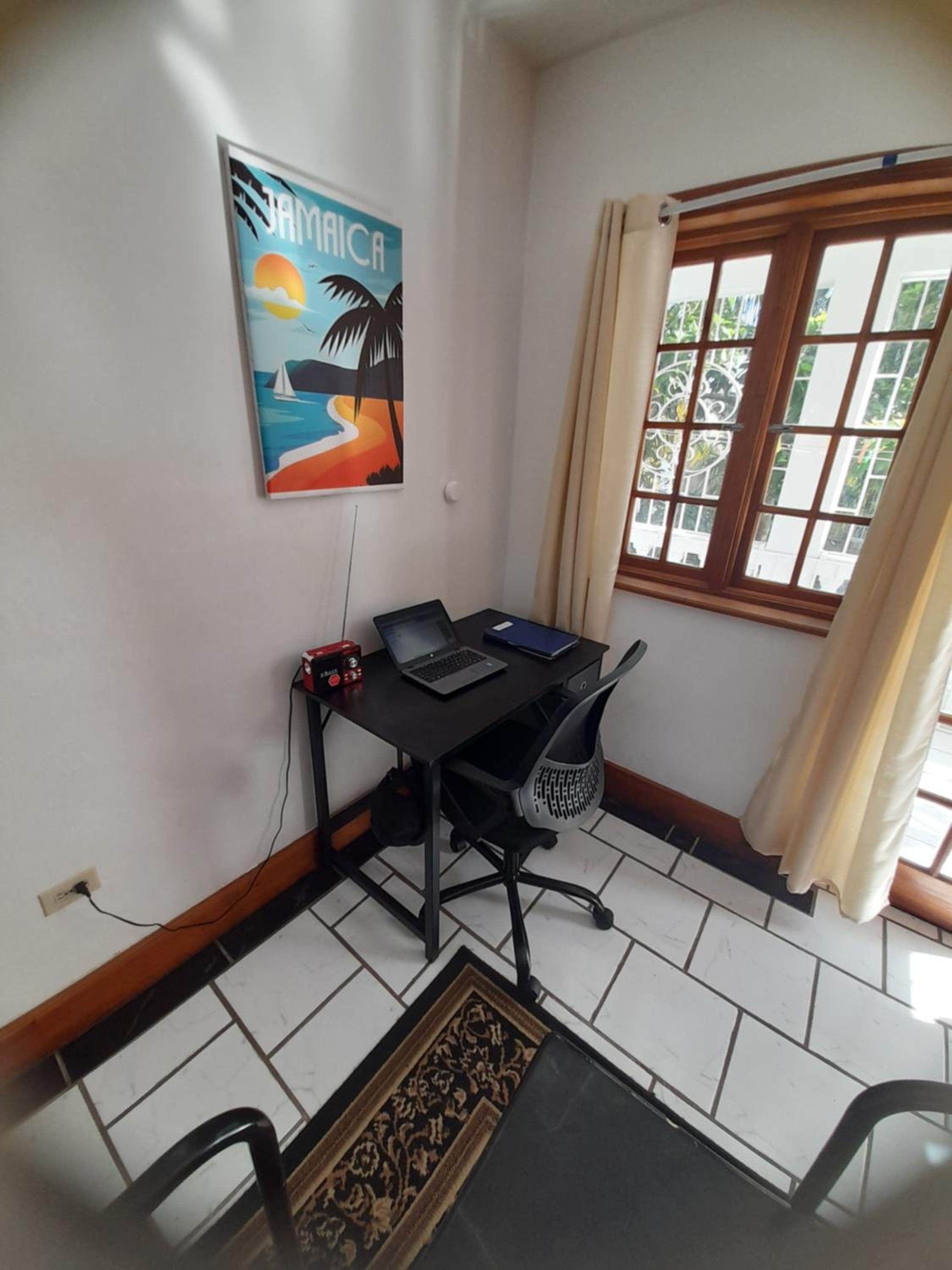 Photo 6