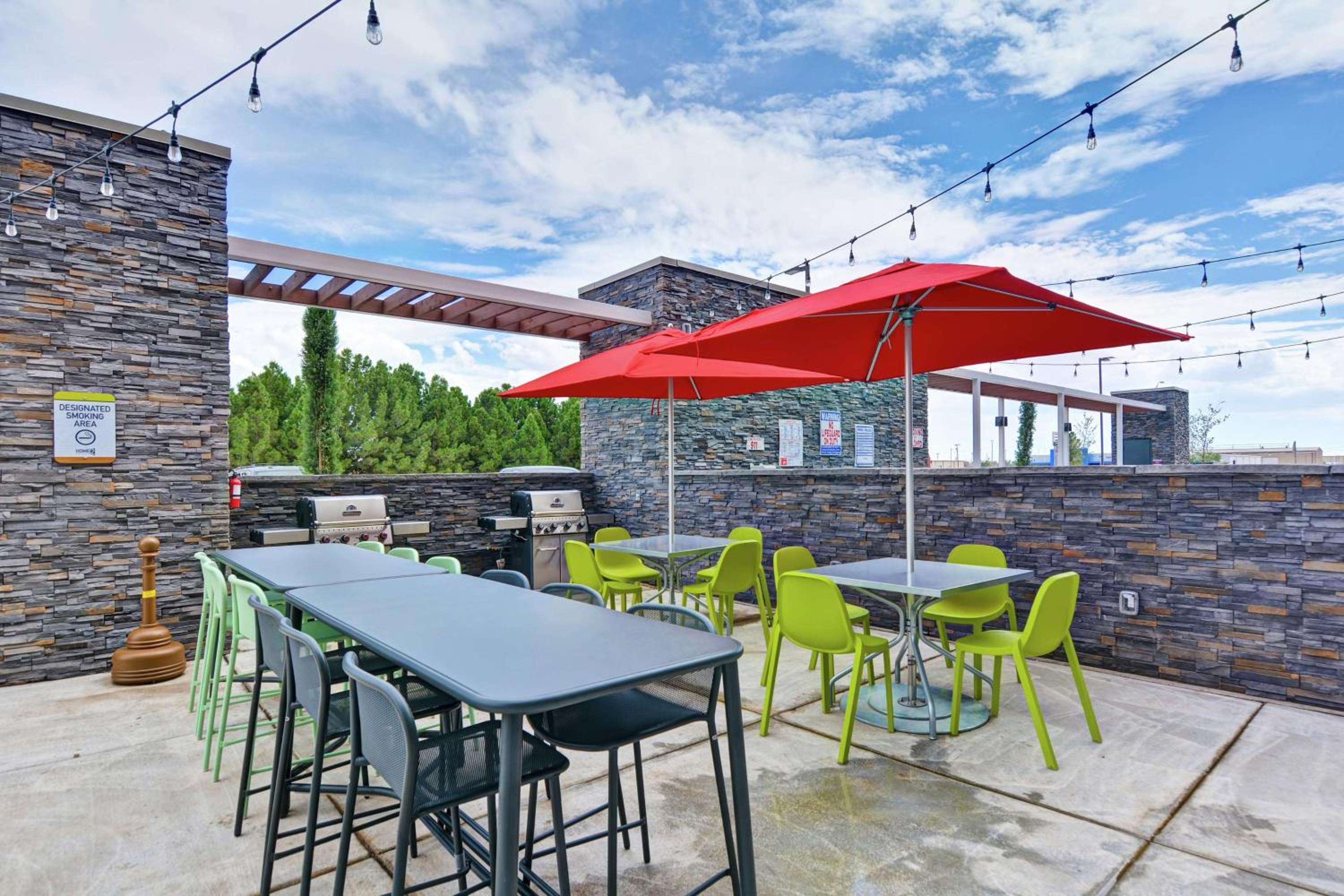 Pecos Vacations - Home2 Suites By Hilton Pecos Tx - Property Image 2