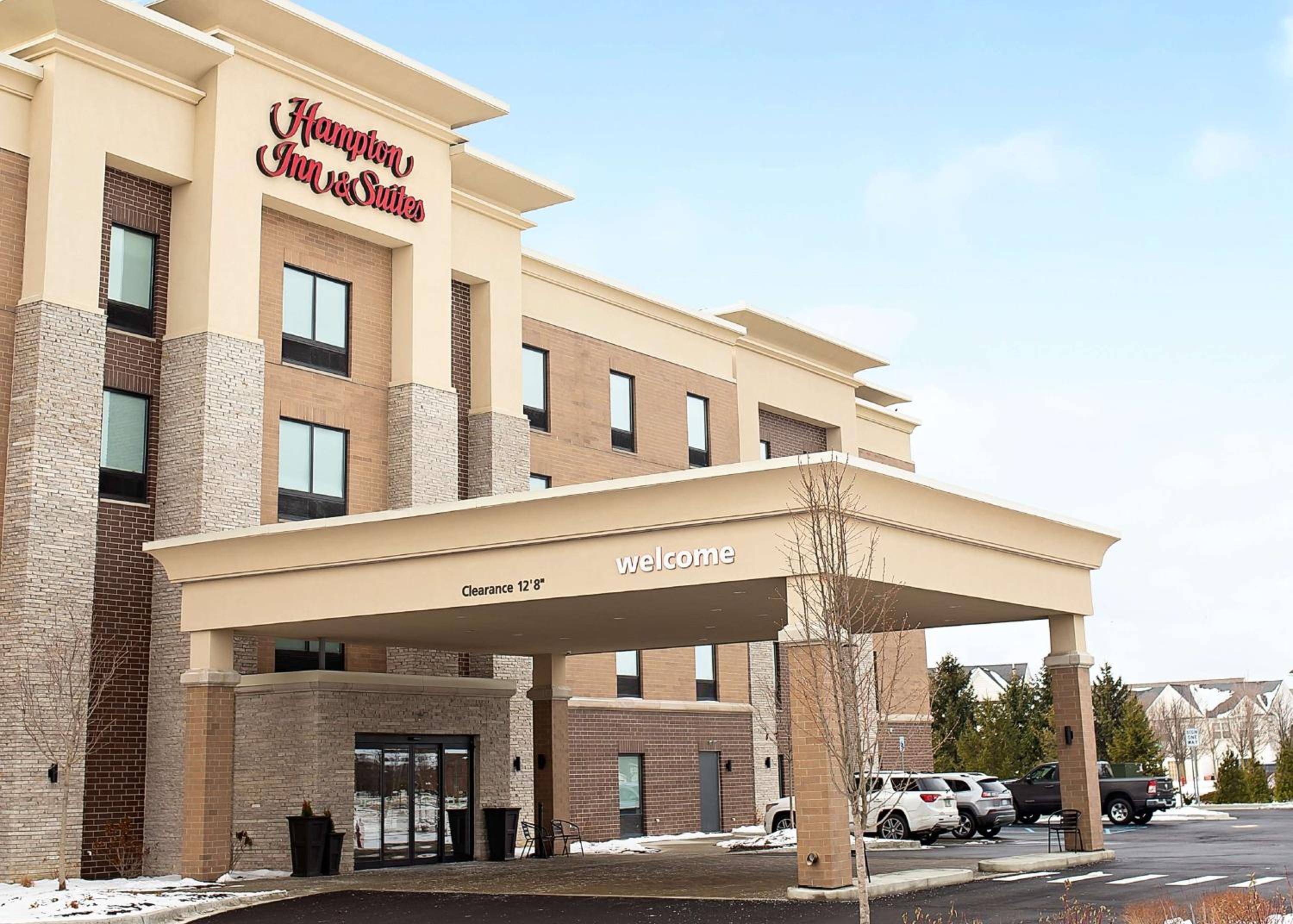 Hotel Hampton Inn and Suites Dundee - Image 1