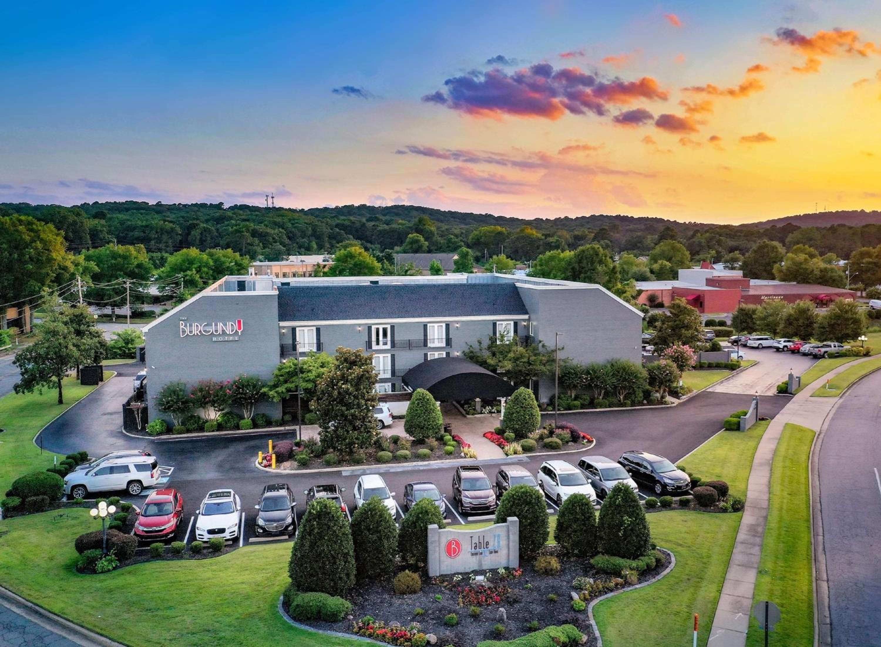 Hotel The Burgundy Hotel, Tapestry Collection by Hilton - Image 1