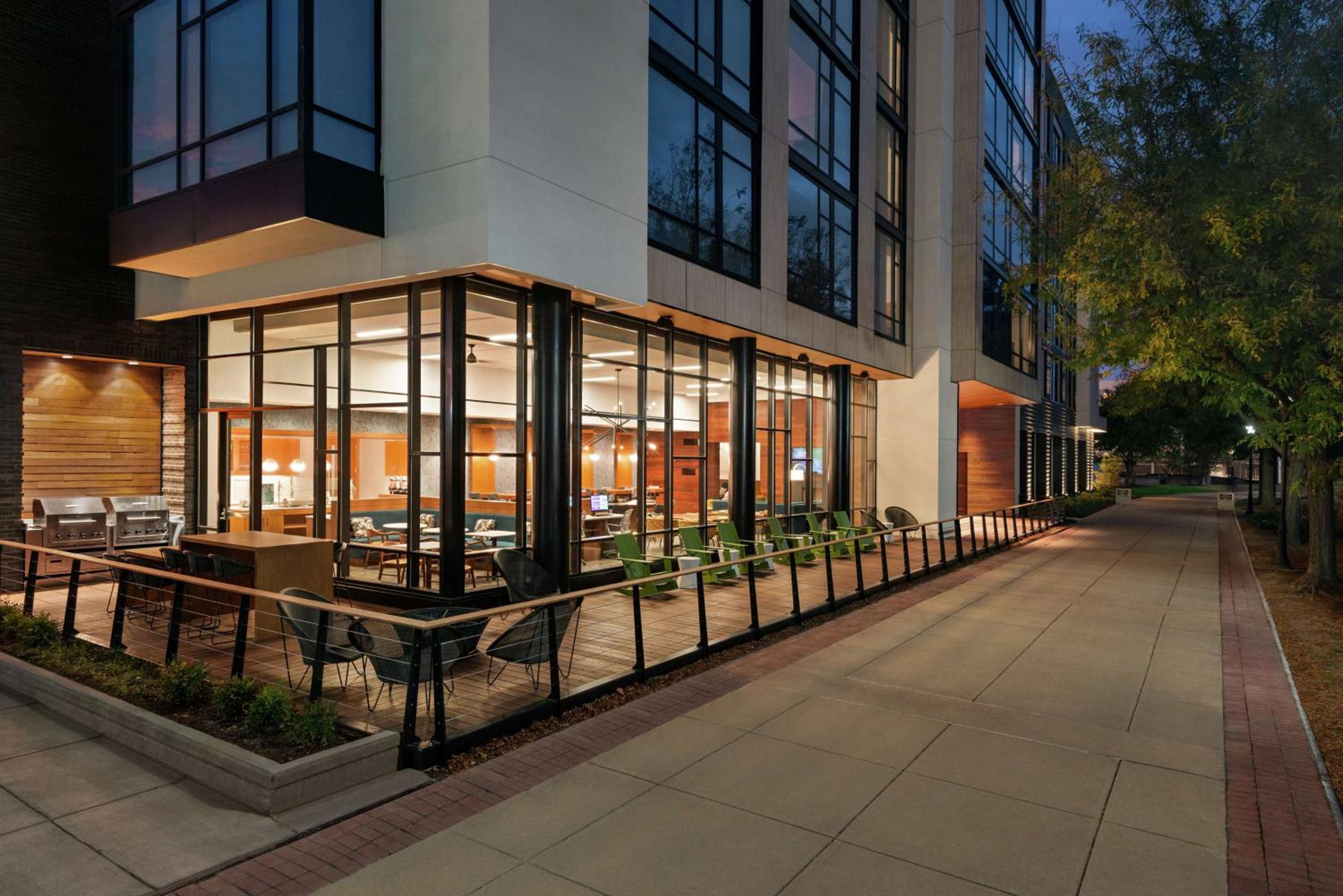 Wilmington Vacations - Homewood Suites By Hilton Wilmington Downtown - Property Image 2