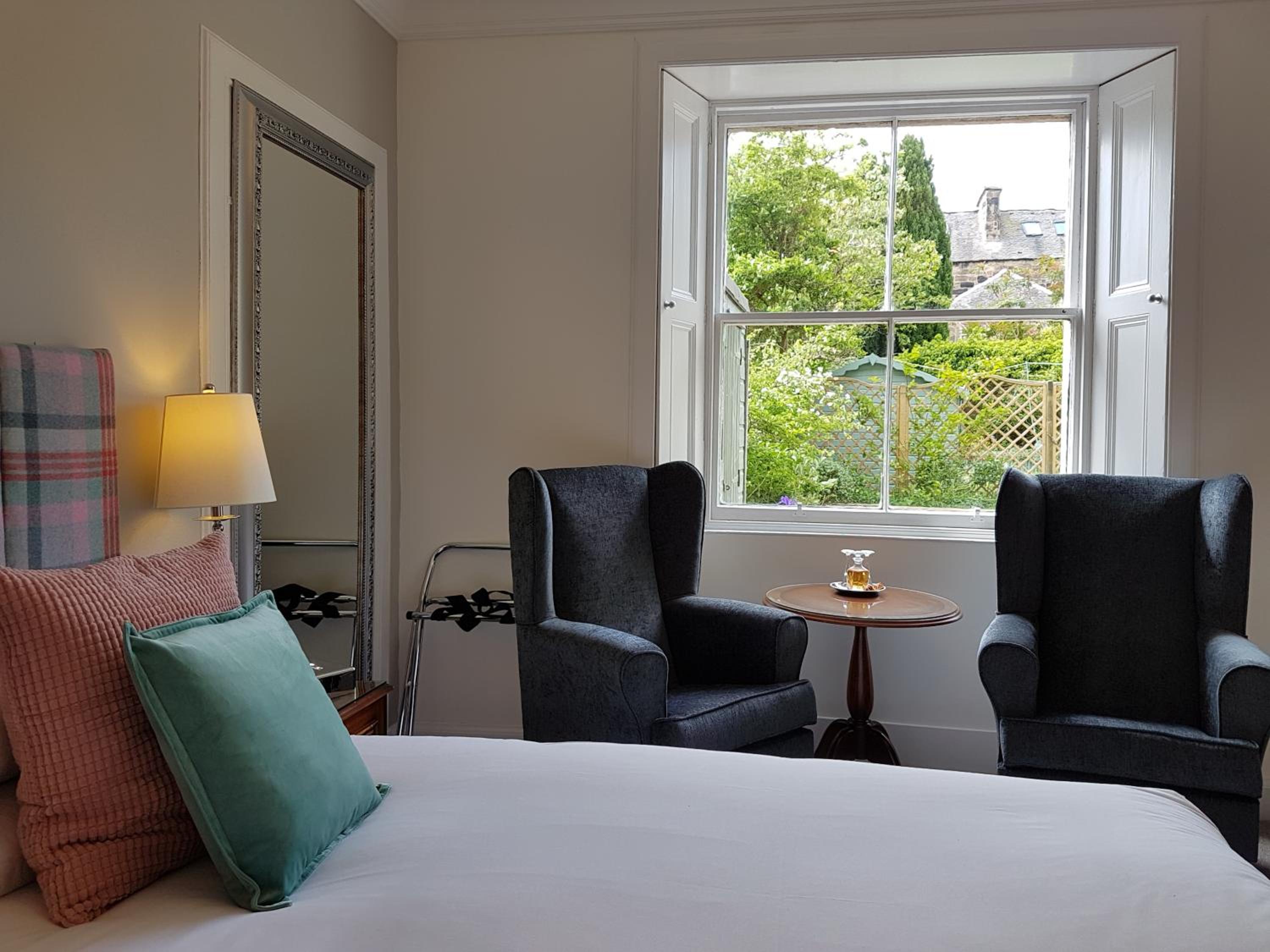 Barony House 5 Star Boutique BK Direct