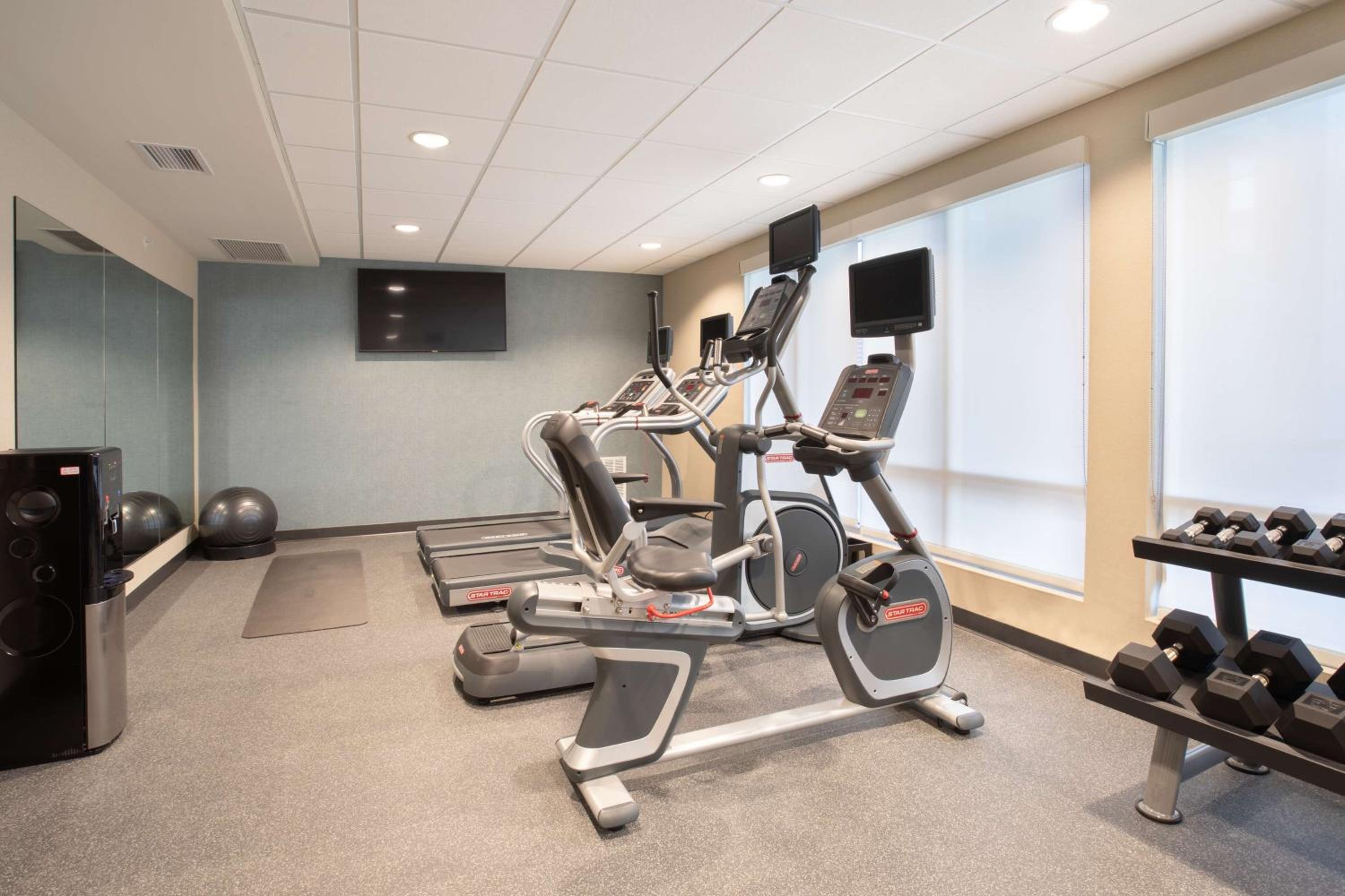 Omaha Vacations - Home2 Suites By Hilton Omaha Un Medical Ctr Area - Property Image 26