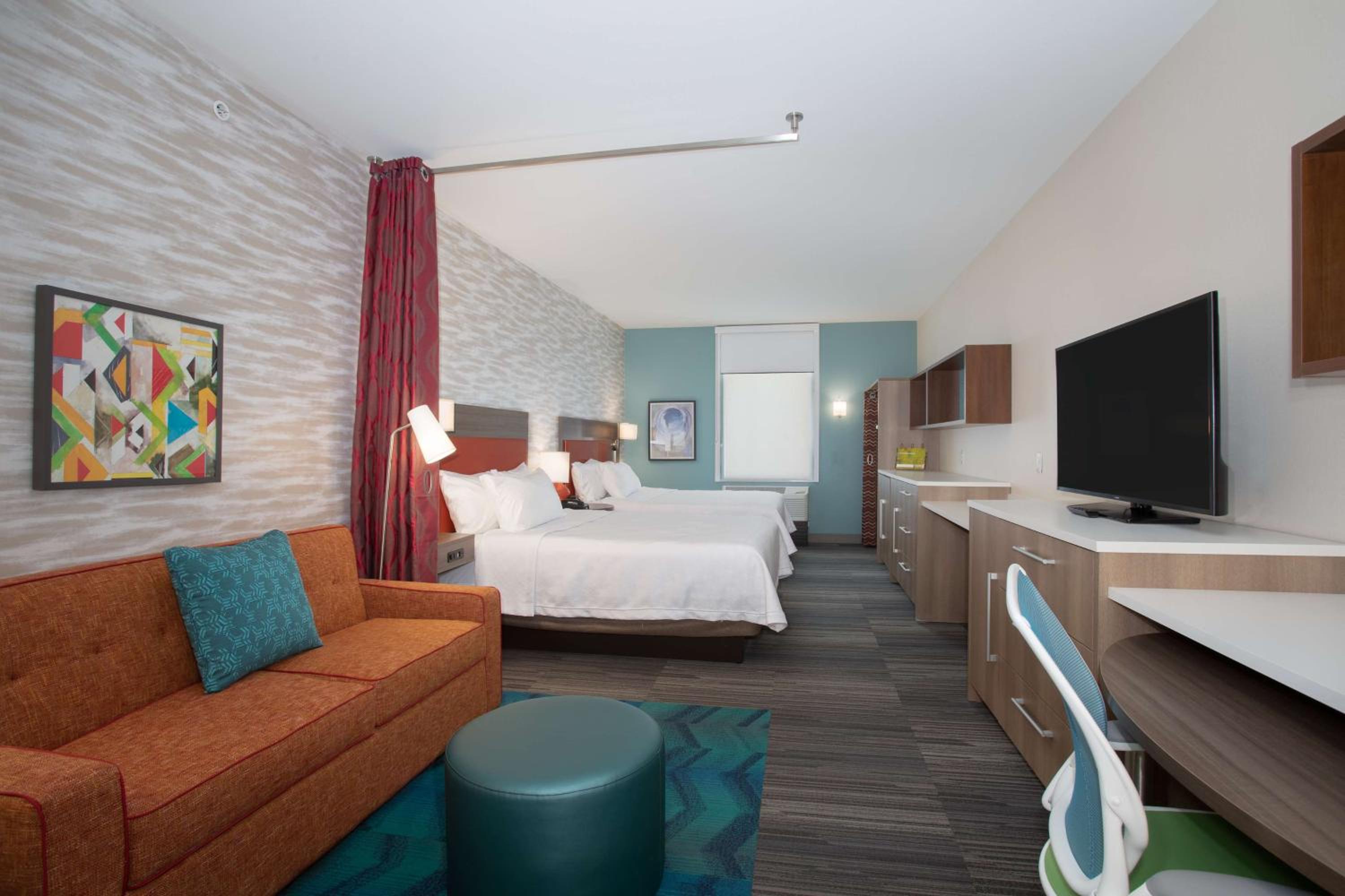Omaha Vacations - Home2 Suites By Hilton Omaha Un Medical Ctr Area - Property Image 2