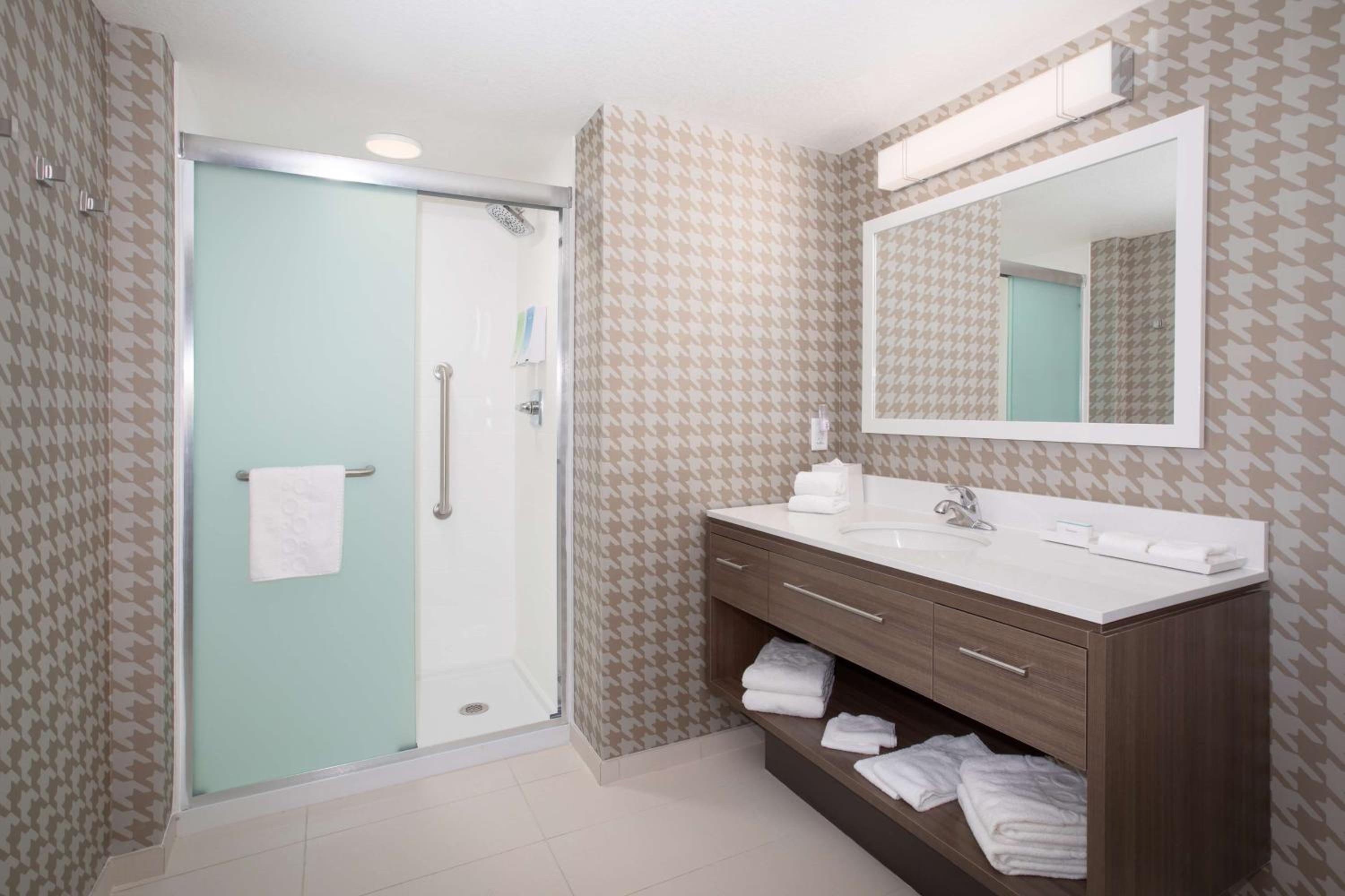 Omaha Vacations - Home2 Suites By Hilton Omaha Un Medical Ctr Area - Property Image 15