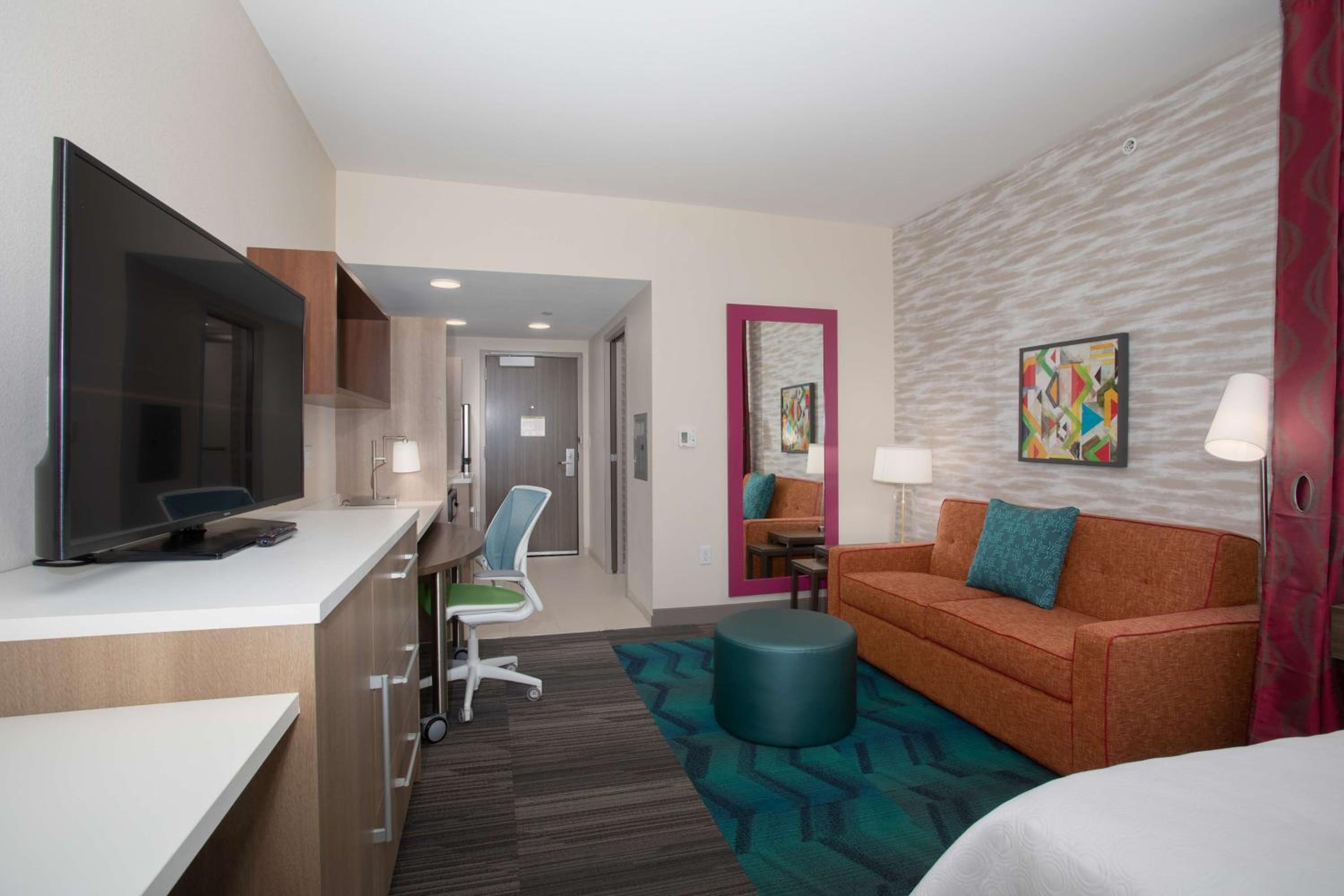 Omaha Vacations - Home2 Suites By Hilton Omaha Un Medical Ctr Area - Property Image 16