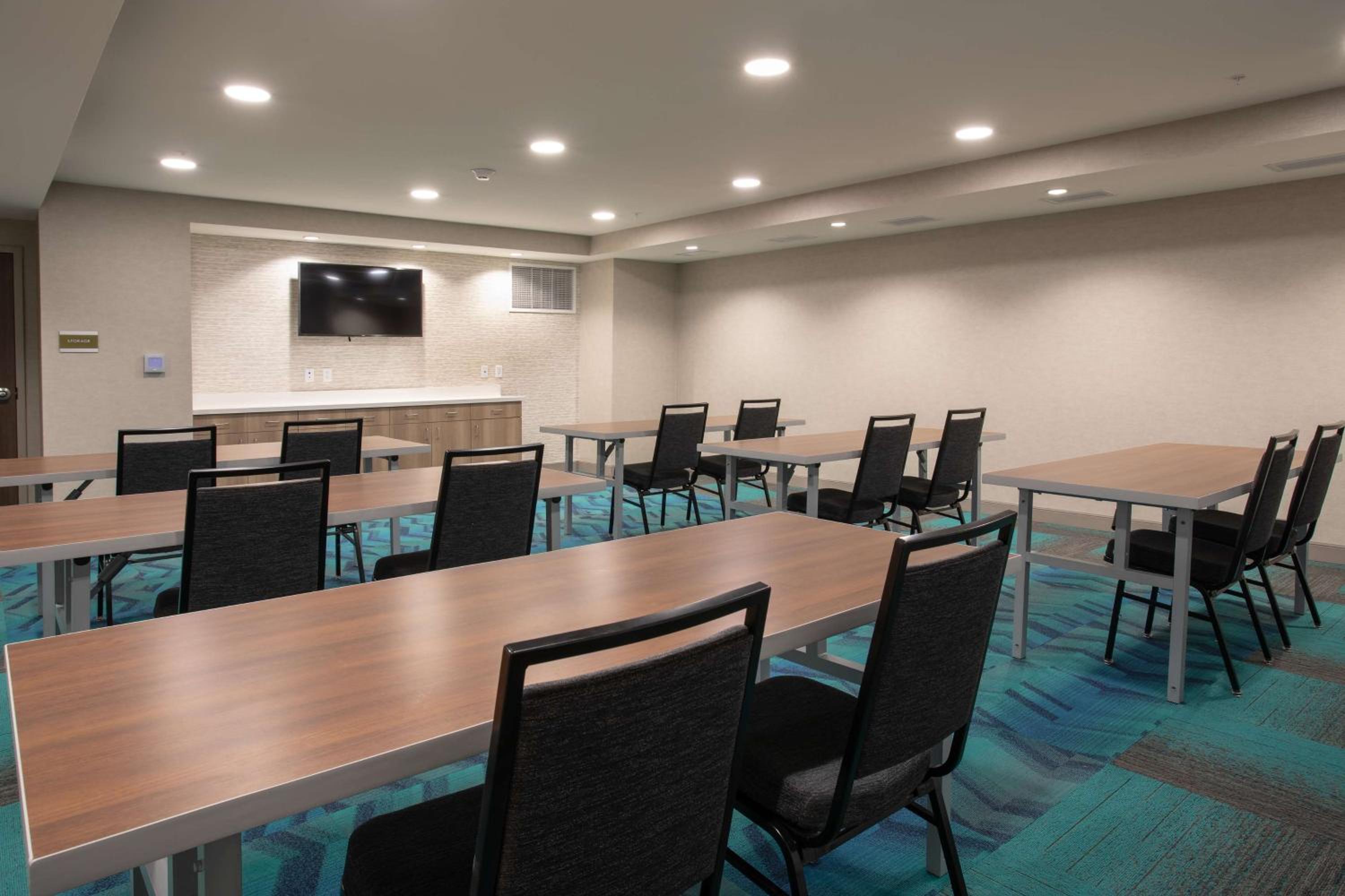 Omaha Vacations - Home2 Suites By Hilton Omaha Un Medical Ctr Area - Property Image 17