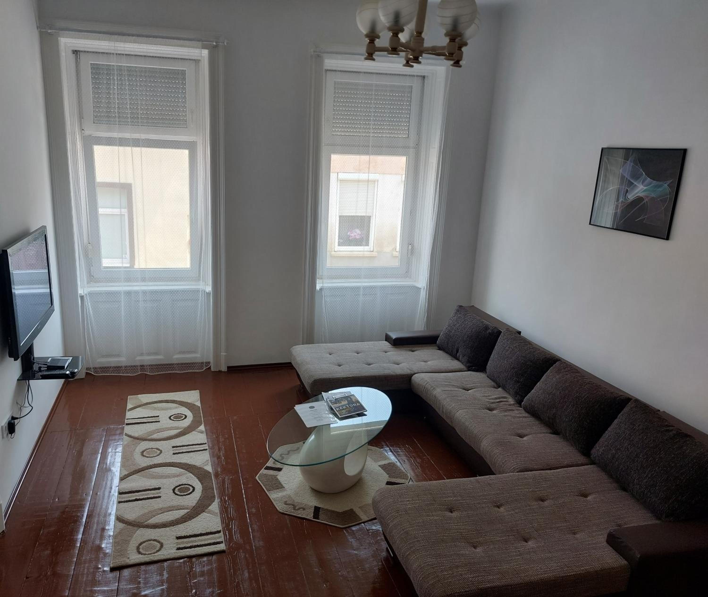 Kincstár Apartmanok