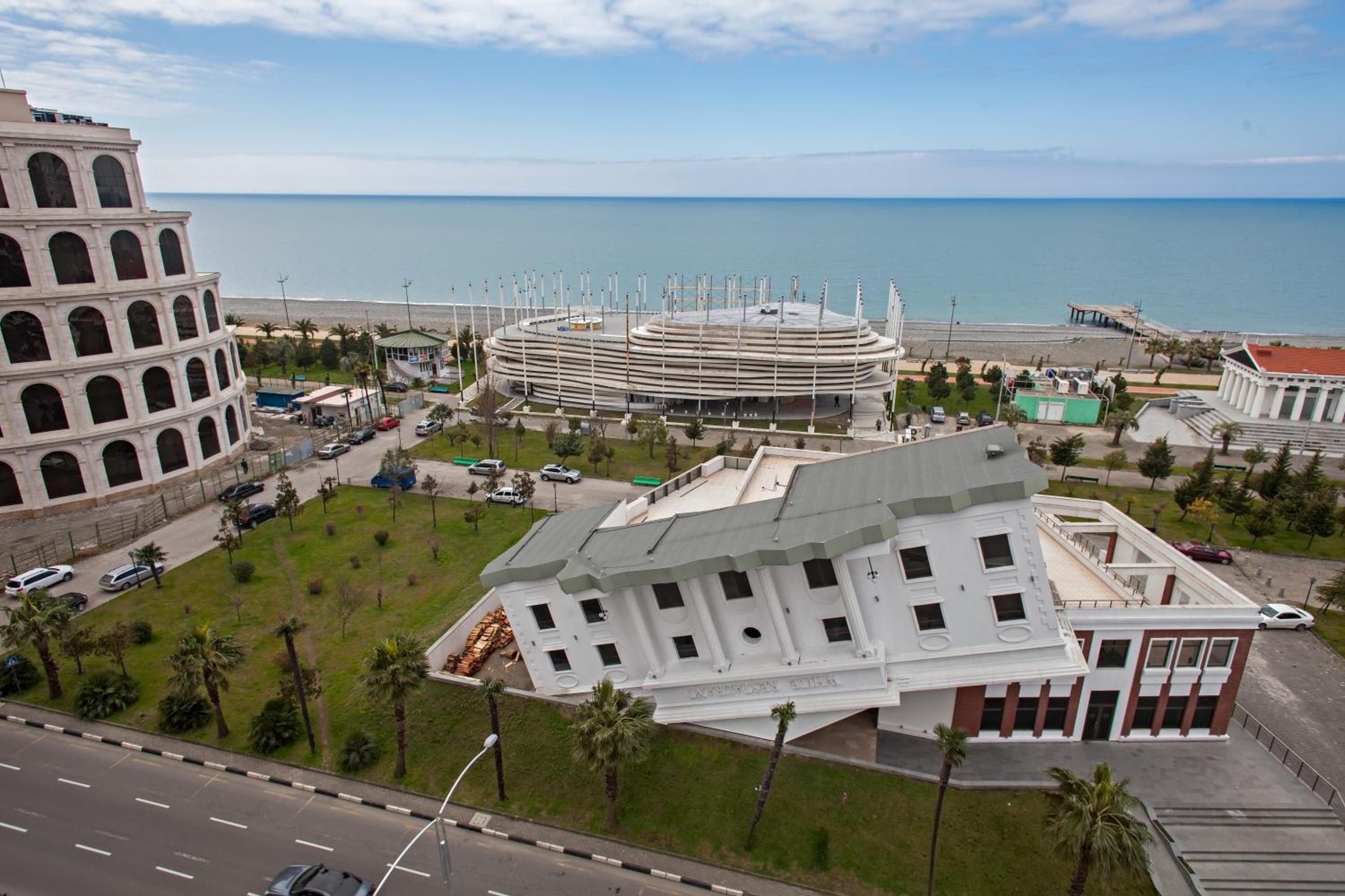Sea View Rock Hotel