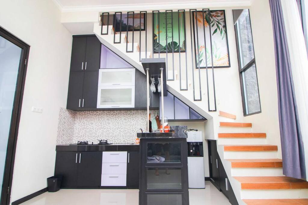 Villa Syariah Sunset Private Pool & Rooftop B3 view 2