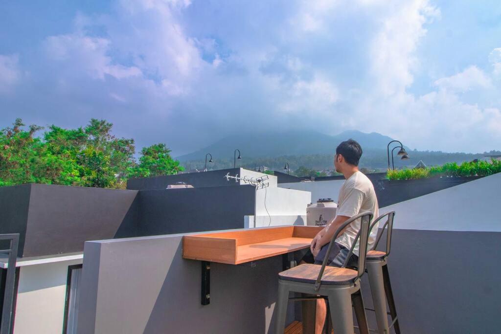 Villa Syariah Sunset Private Pool & Rooftop B3 view 3