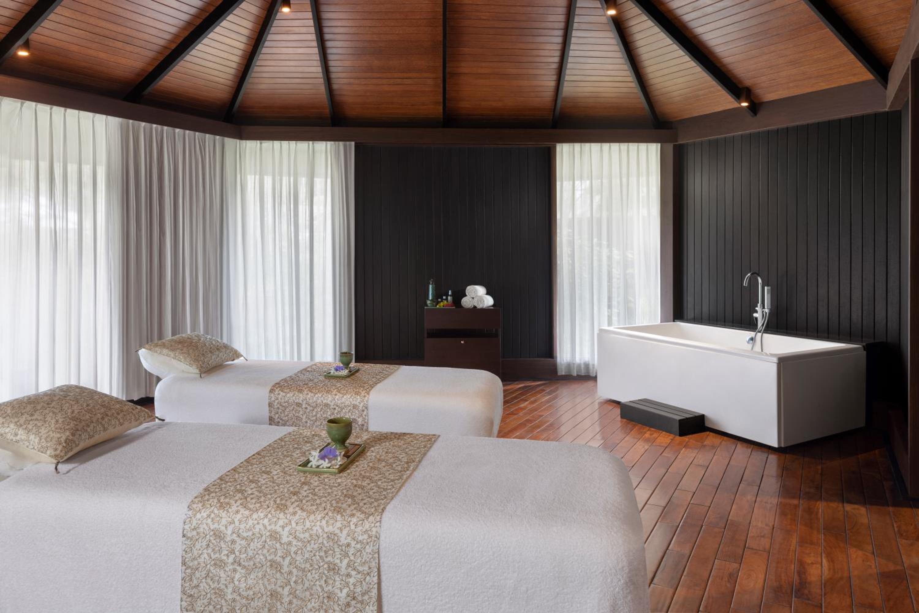 Taj Exotica Resort & Spa, Andamans