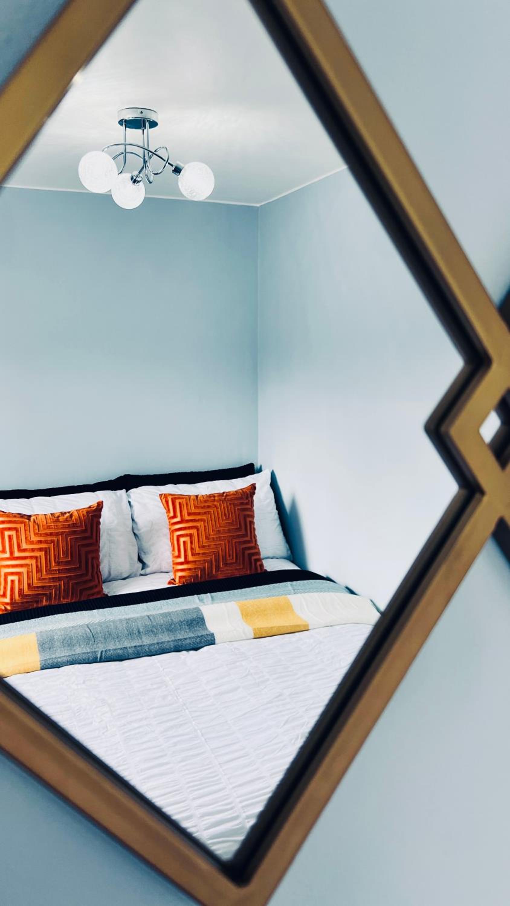 Deluxe 2 Bedroom Apartment