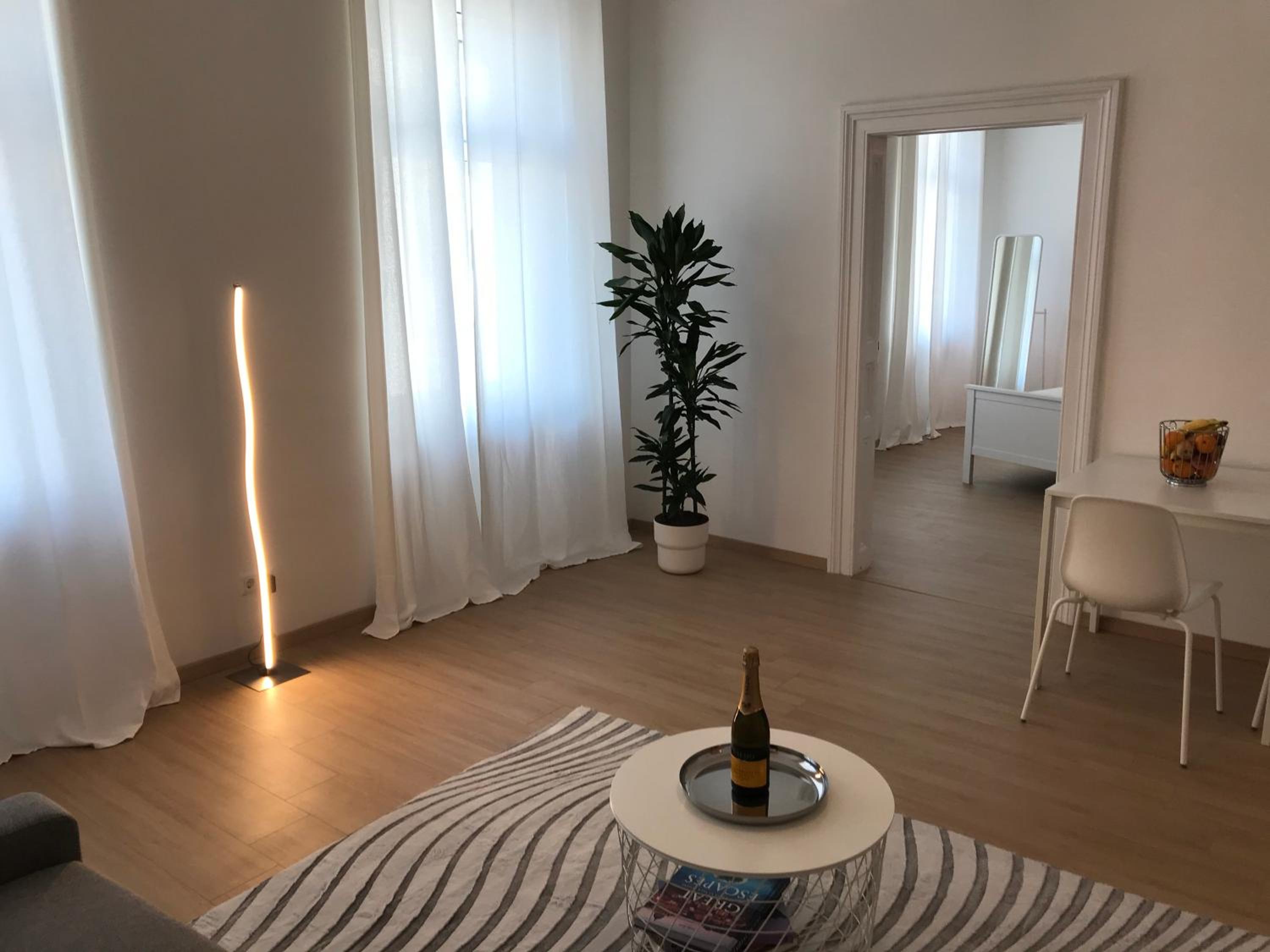 NEW • city-park apartment in the Vienna center.